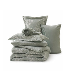 Elegant Floral Comforter Set