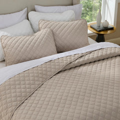 Classic Honeycomb Quilt Set