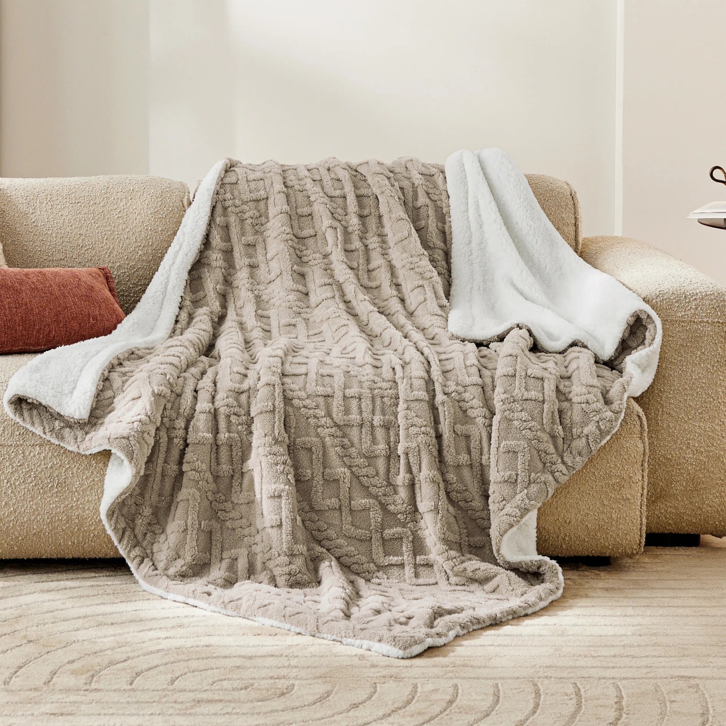 Cozy Sherpa Throw Blanket for Couch