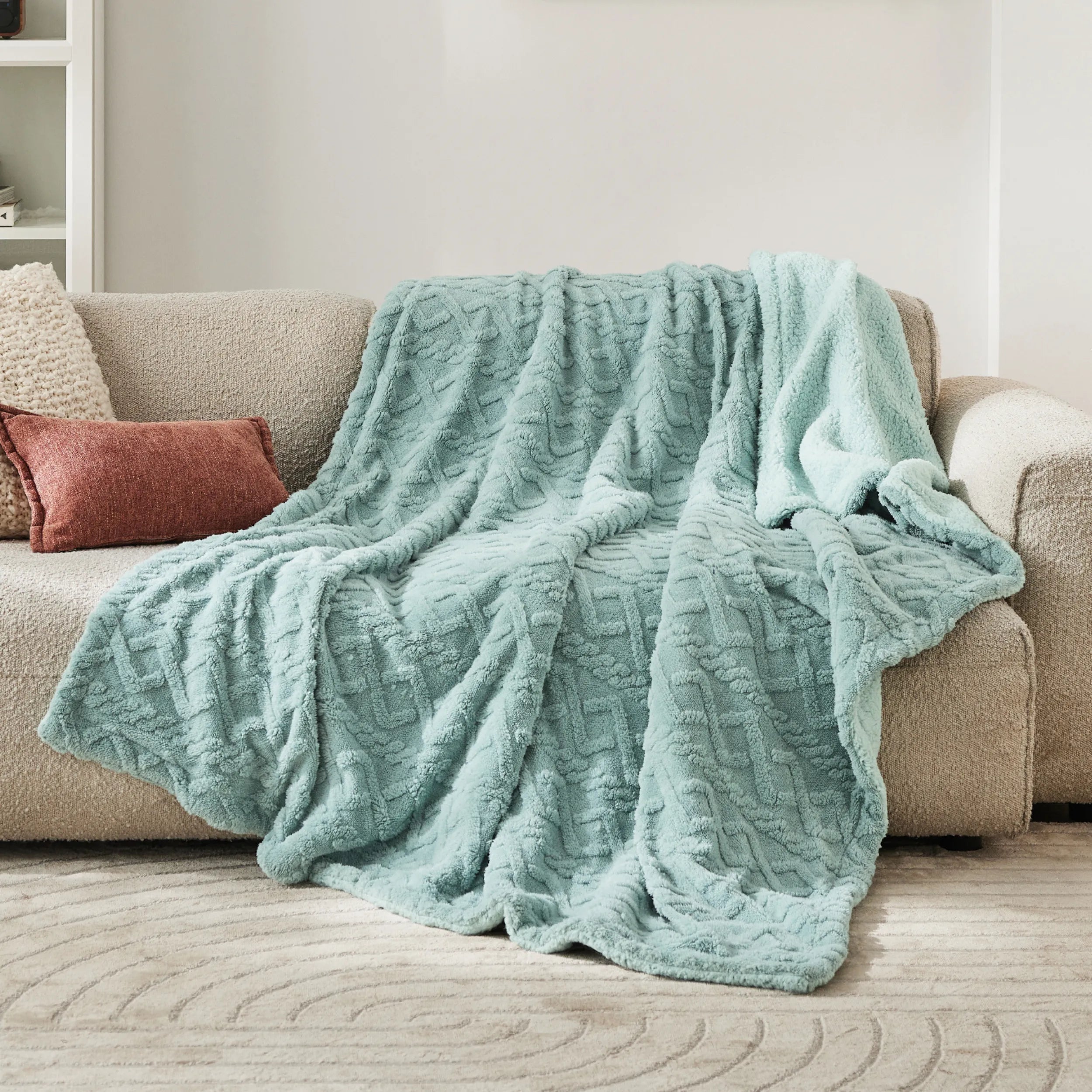 Cozy Sherpa Throw Blanket for Couch