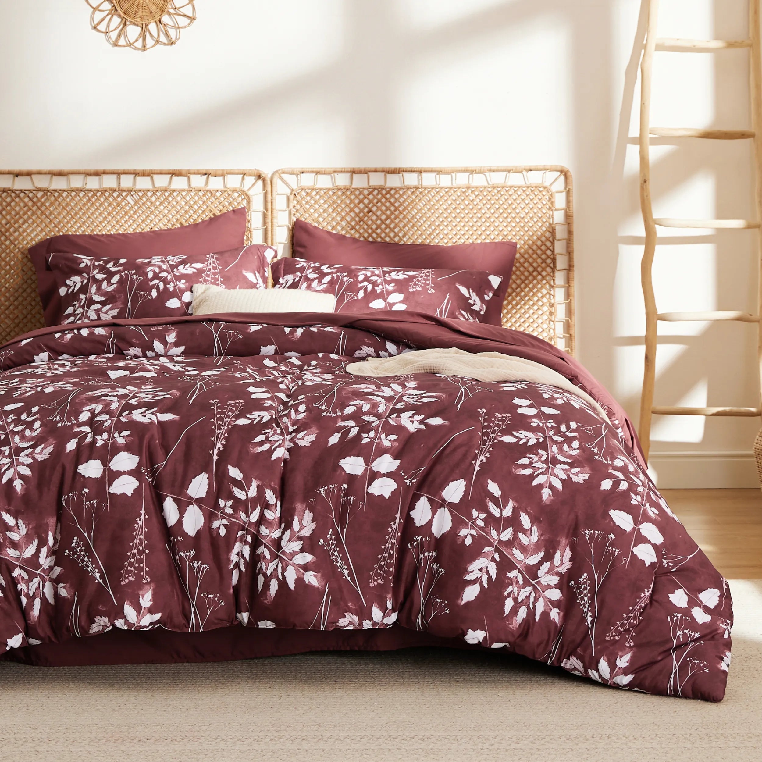 Elegant Floral Comforter Set