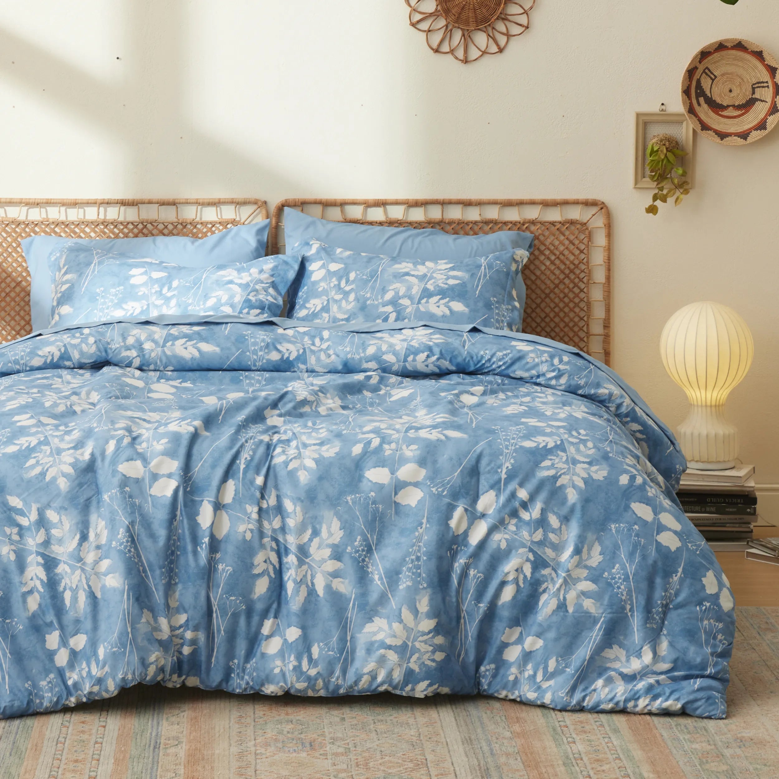 Elegant Floral Comforter Set