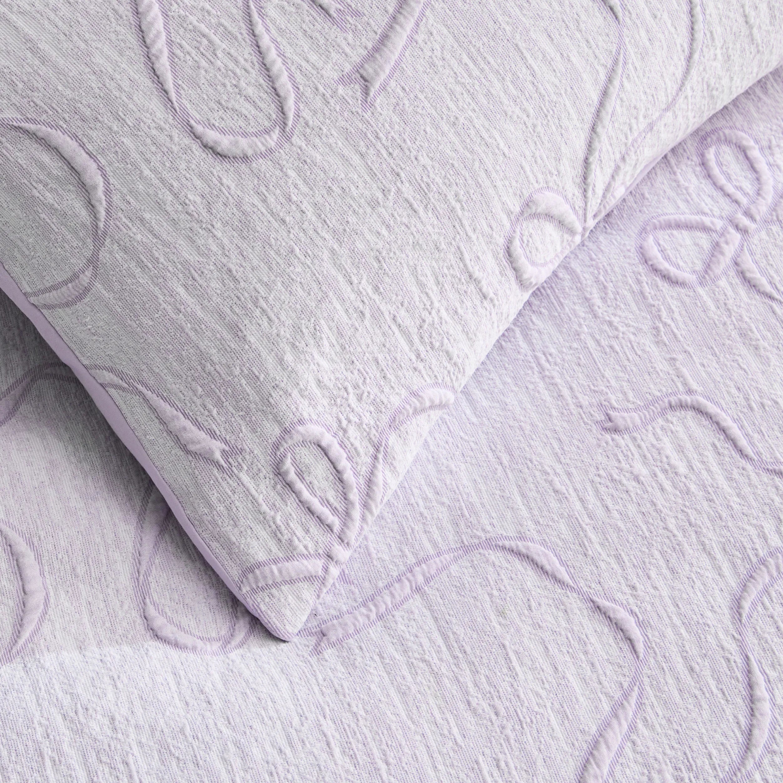 Graceful Bow Jacquard Comforter Set