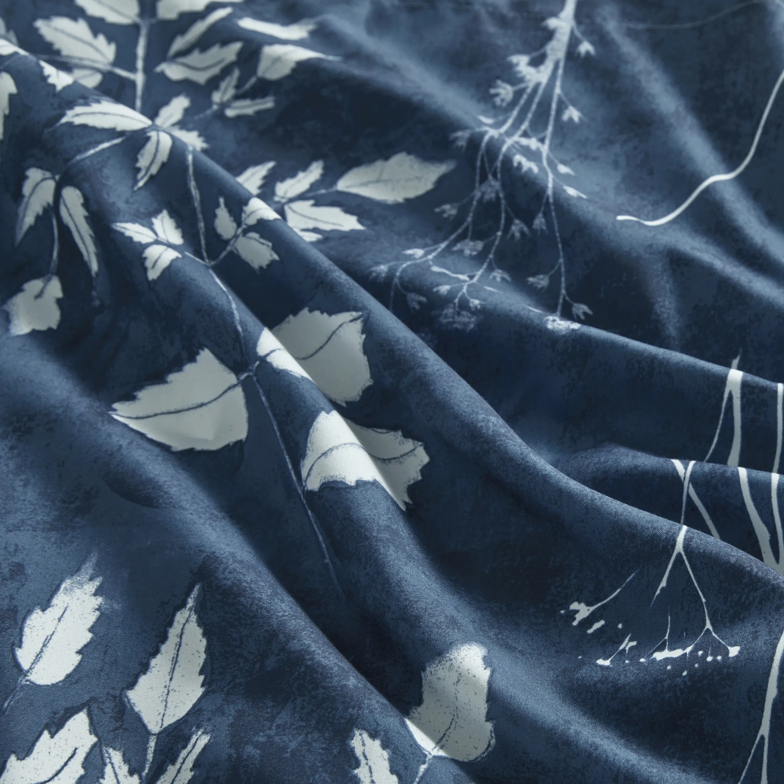 Elegant Floral Comforter Set
