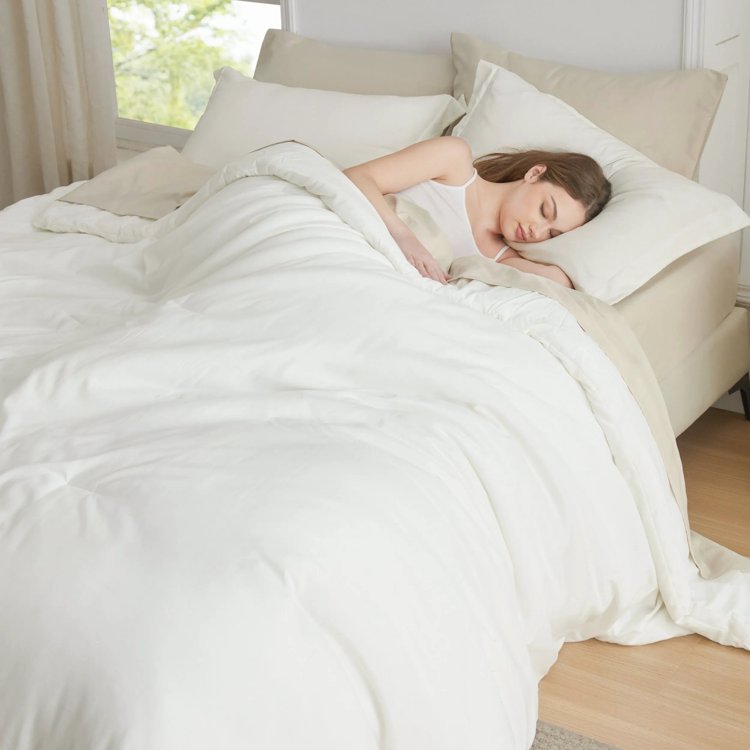 Dual-Tone Bed-in-a-Bag