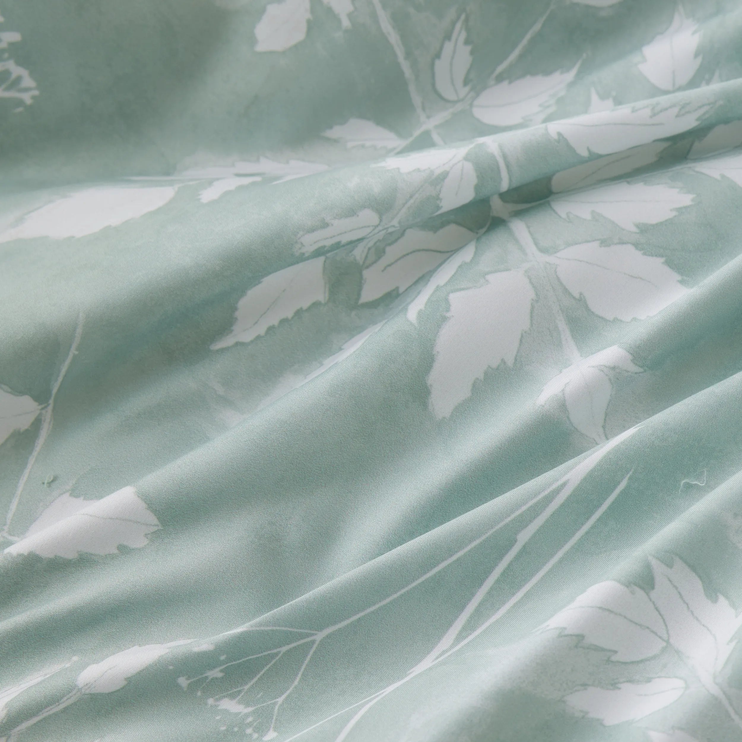Elegant Floral Comforter Set