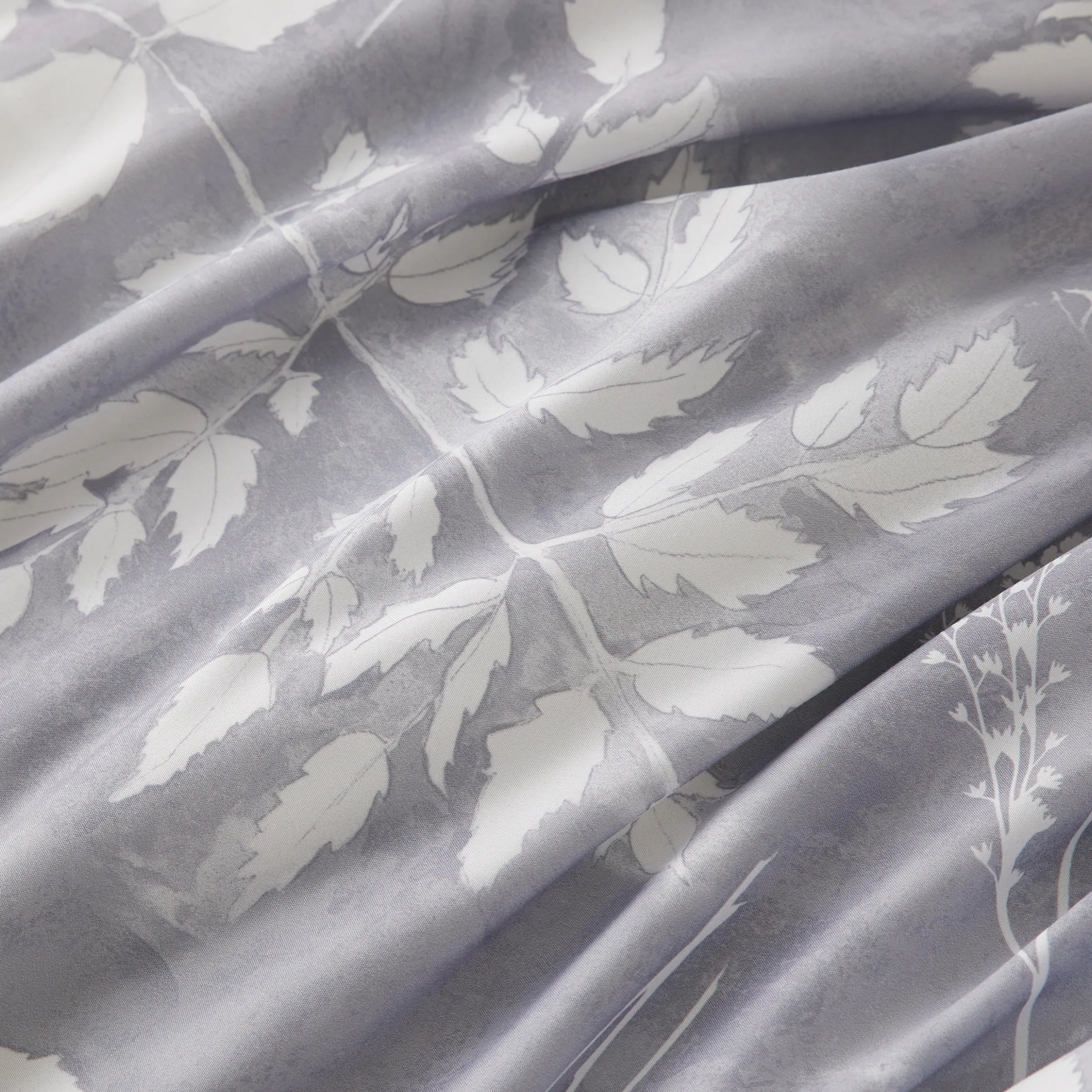 Elegant Floral Comforter Set