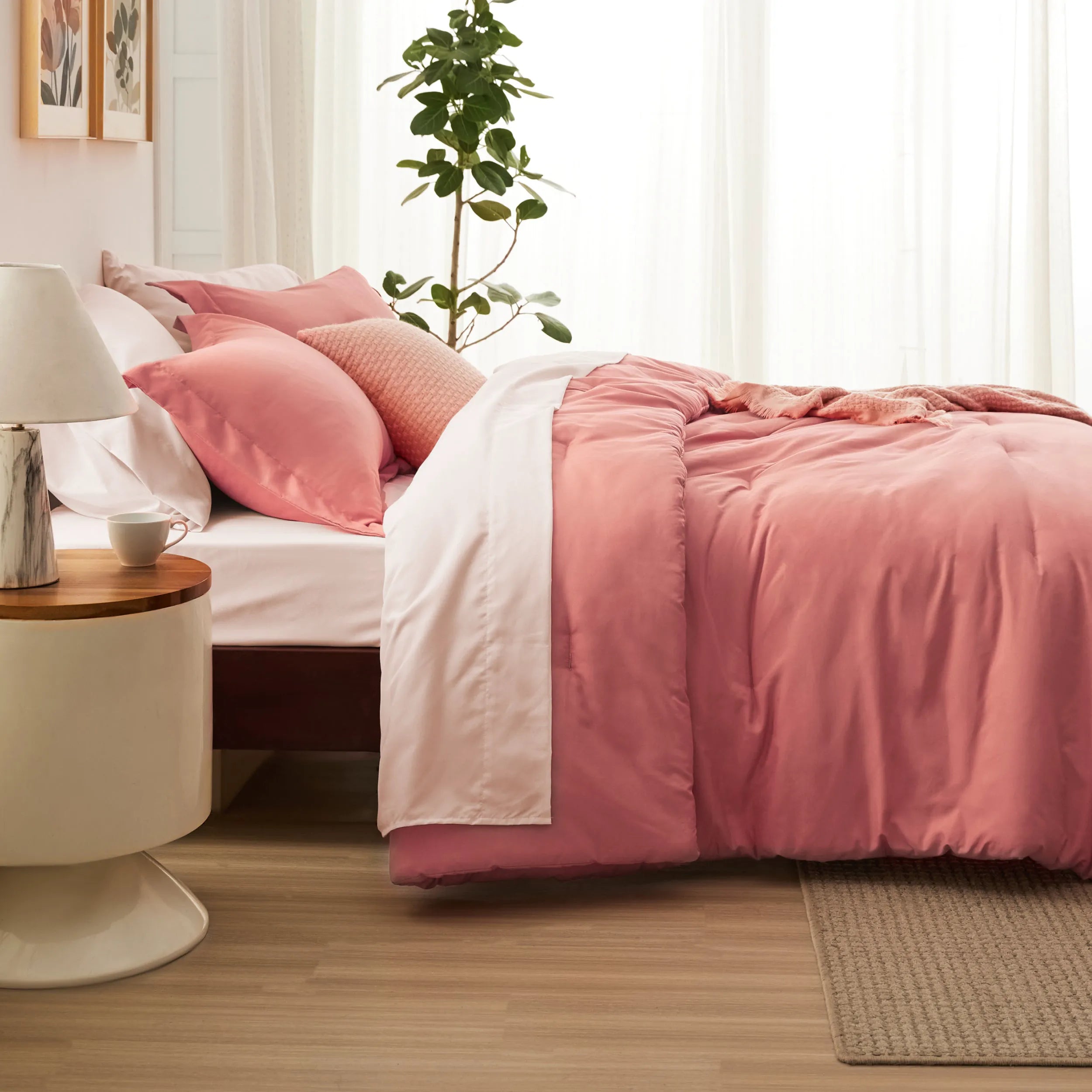Dual-Tone Bed-in-a-Bag