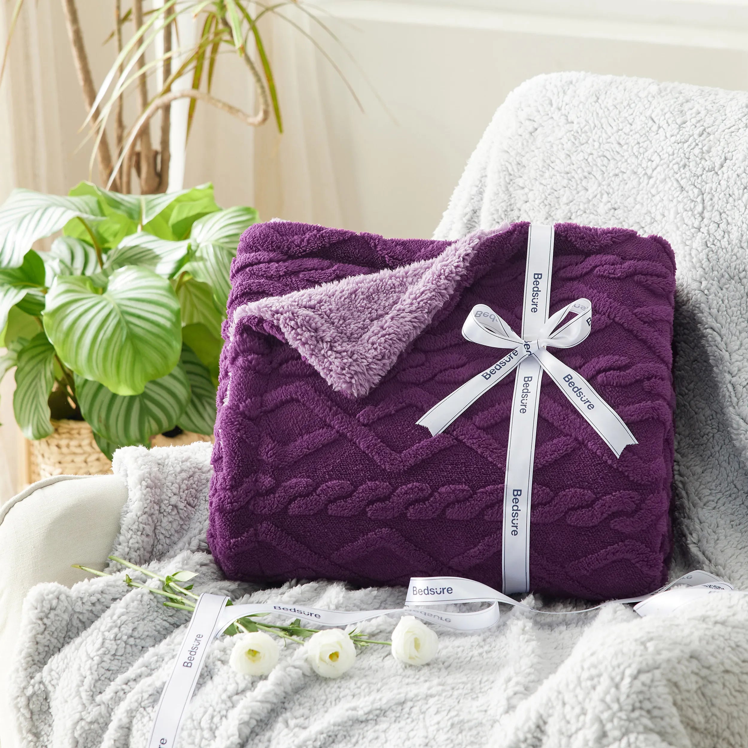 Cozy Sherpa Throw Blanket for Couch