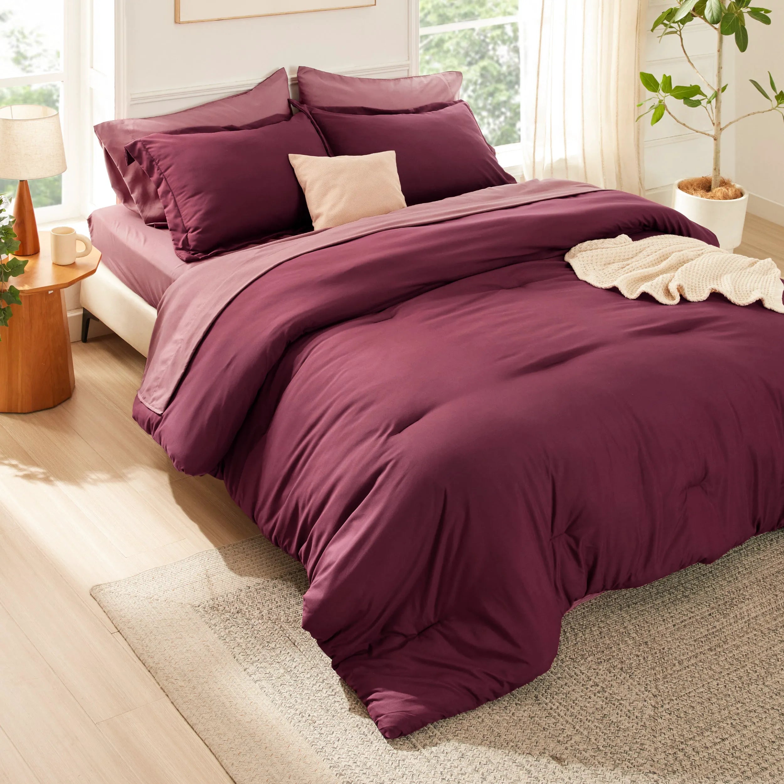 Dual-Tone Bed-in-a-Bag