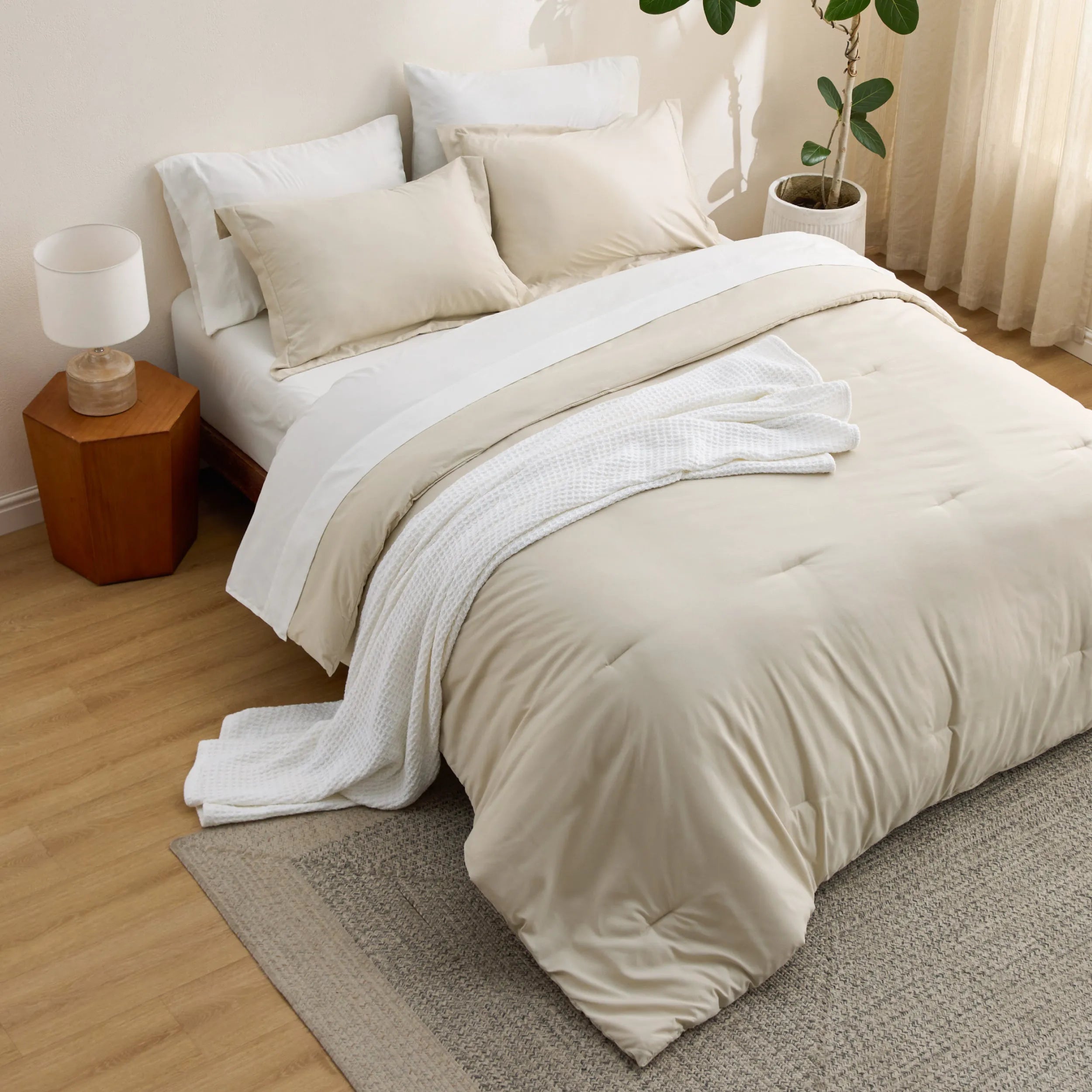 Dual-Tone Bed-in-a-Bag