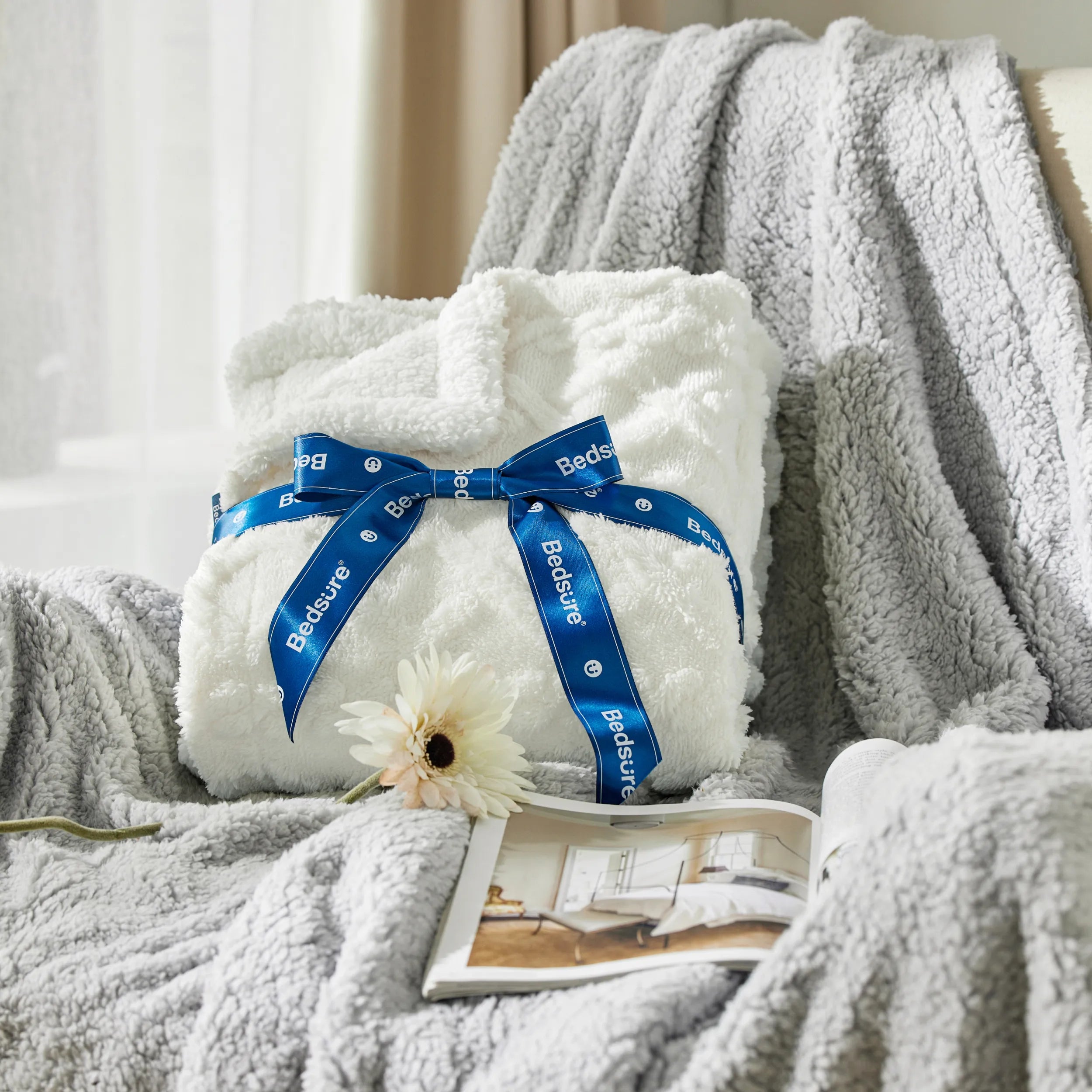 Cozy Sherpa Throw Blanket for Couch