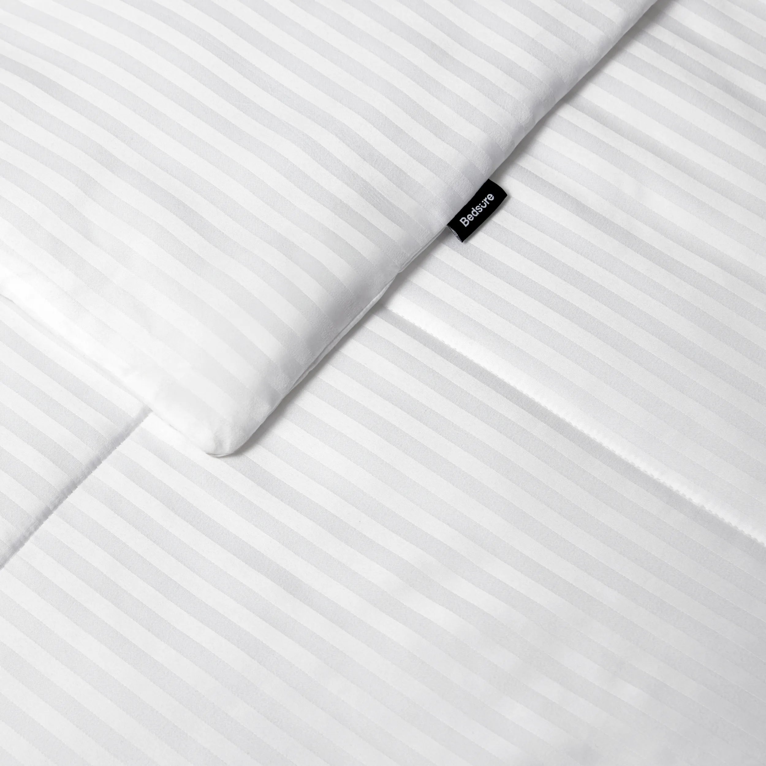 Lightweight Striped Quilt