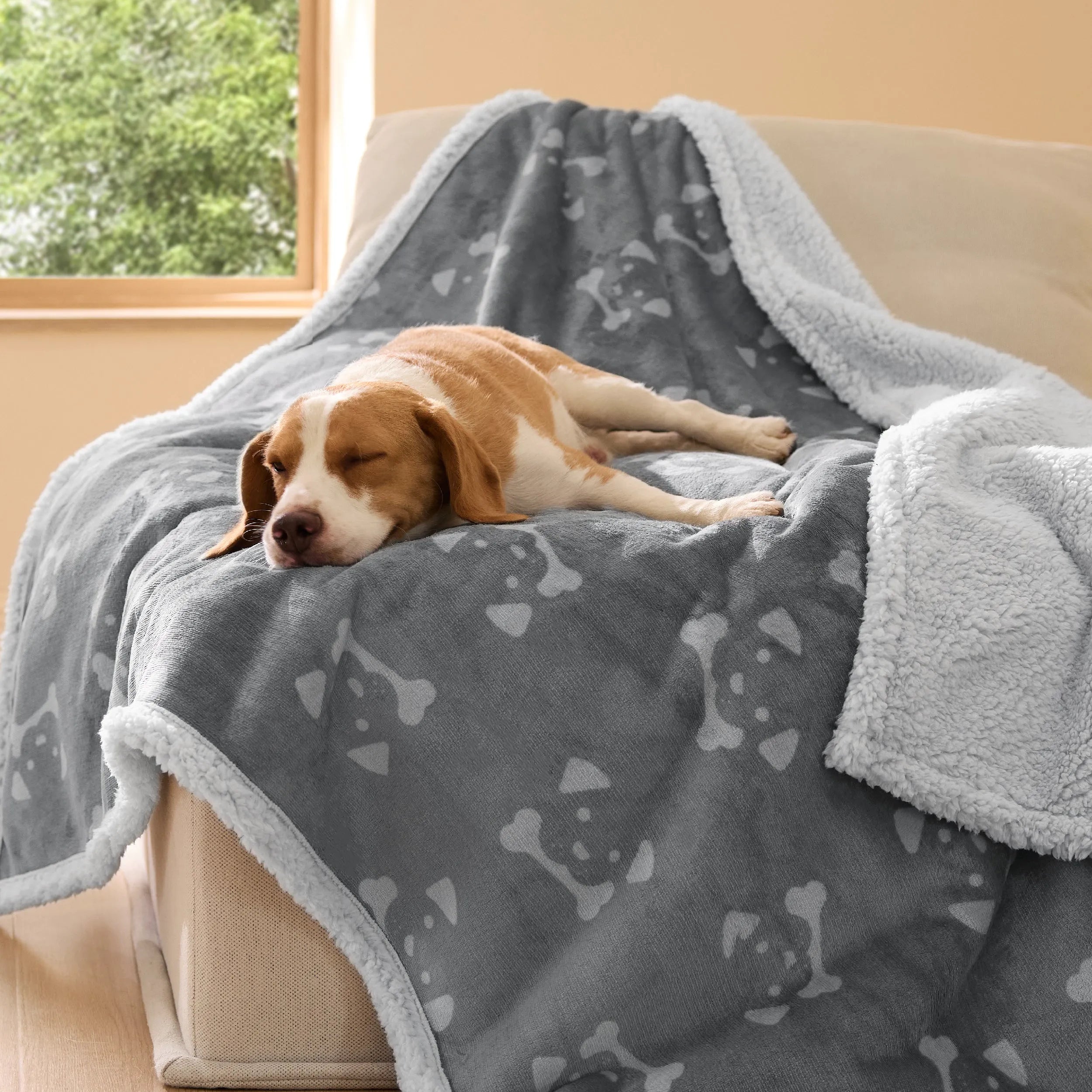 Reversible Waterproof Sherpa Blanket