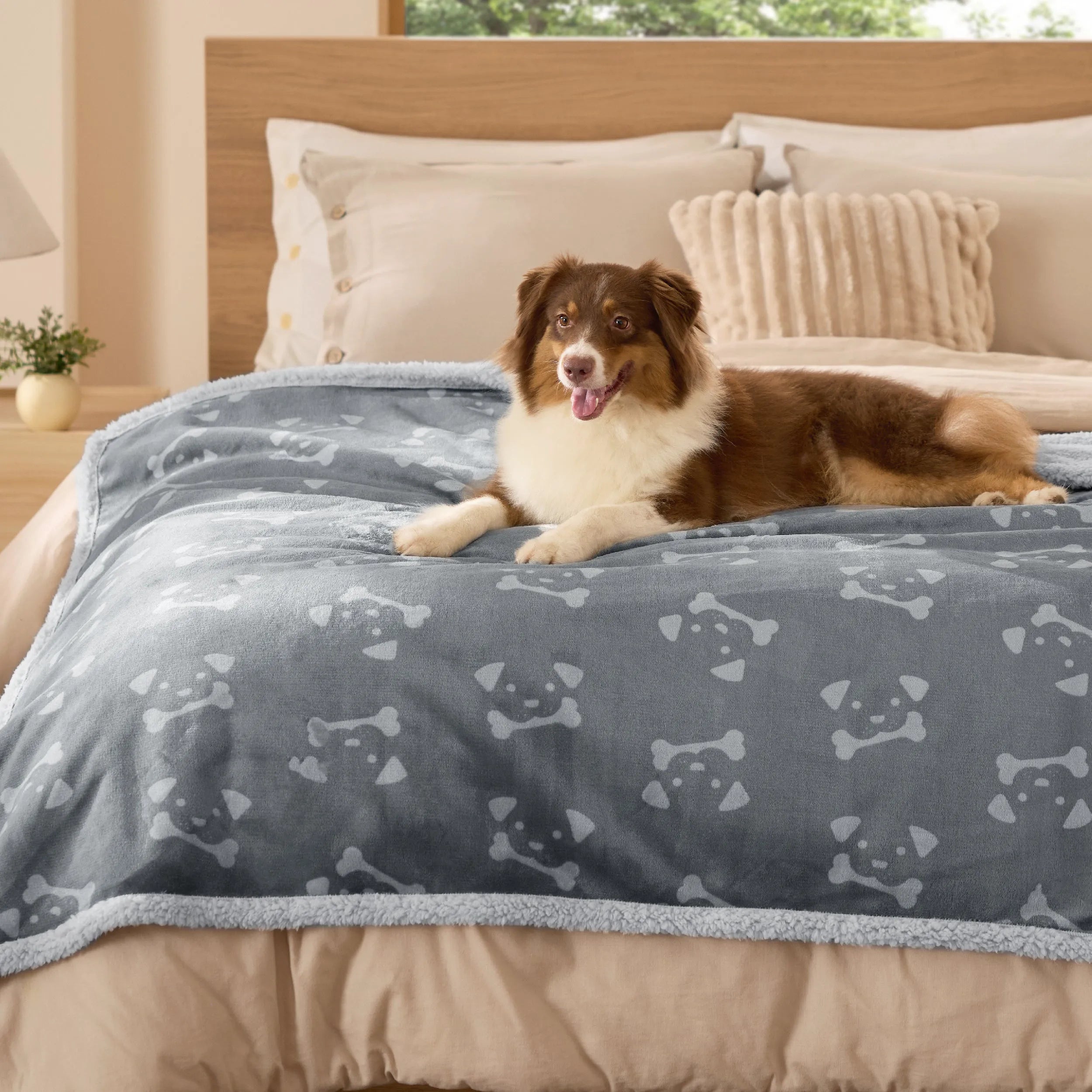 Reversible Waterproof Sherpa Blanket