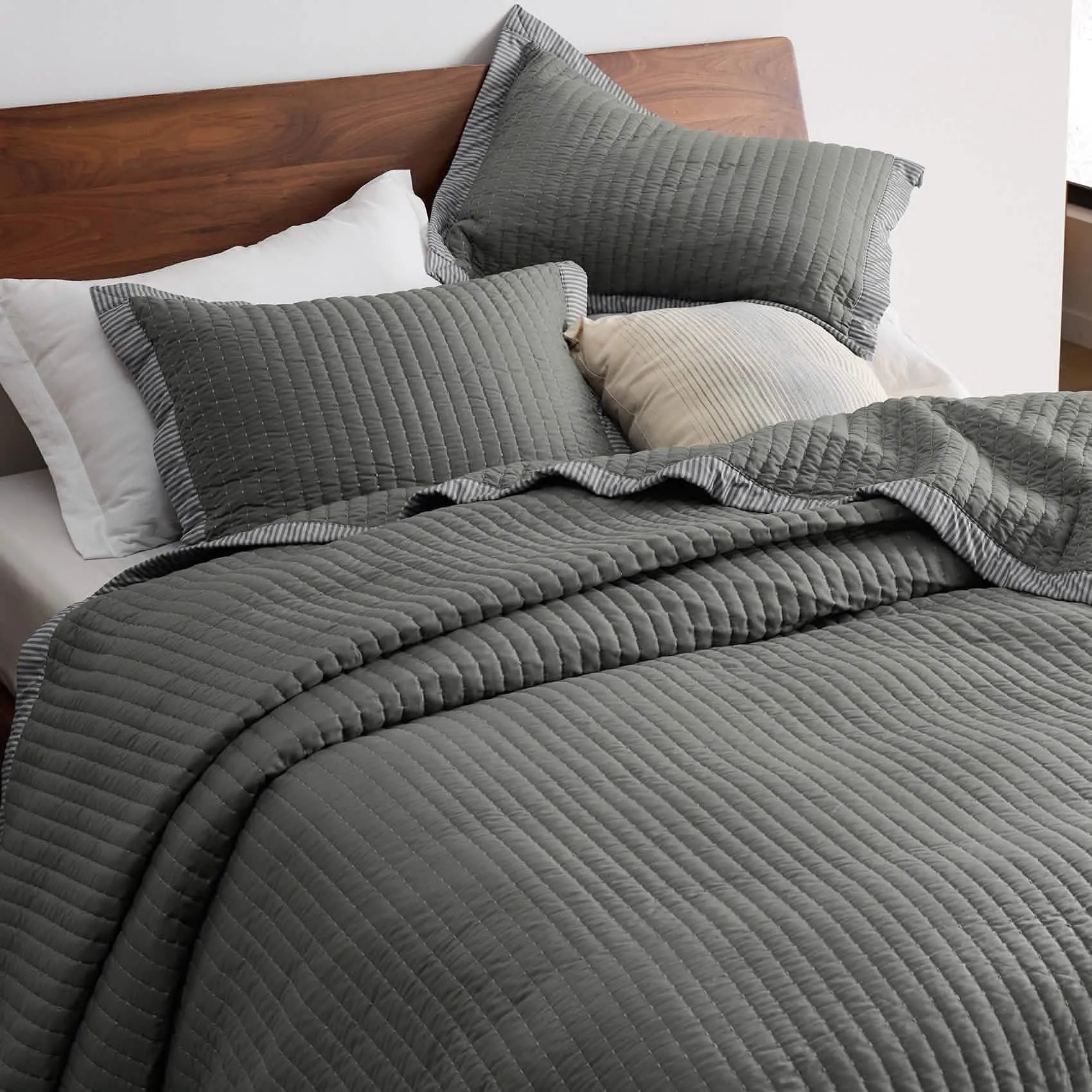 Corduroy Quilt Set