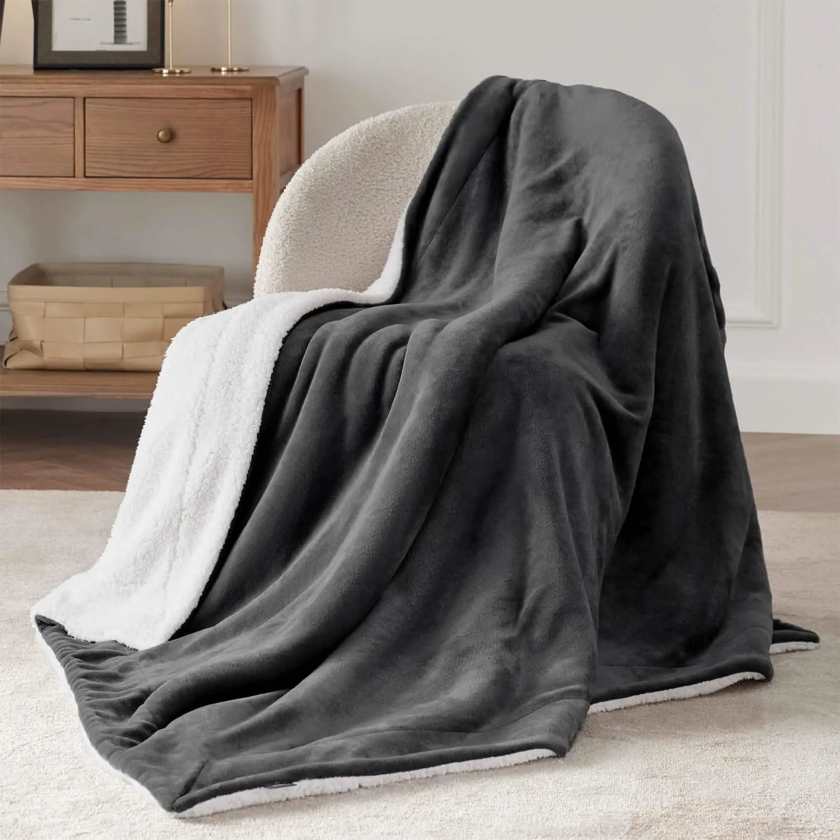 Cozy Sherpa Fleece Throw Blanket