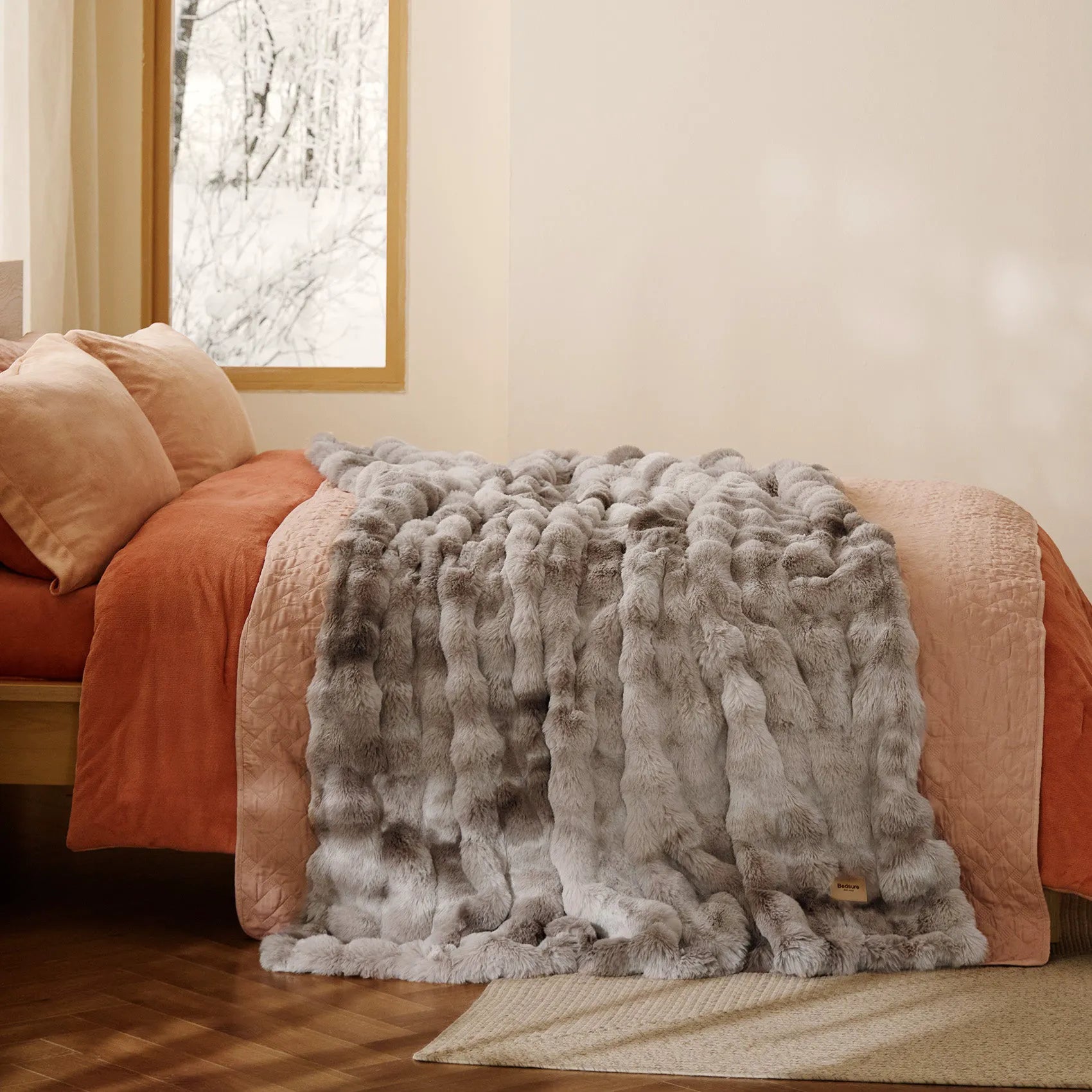 Faux Fur Bubble Blanket