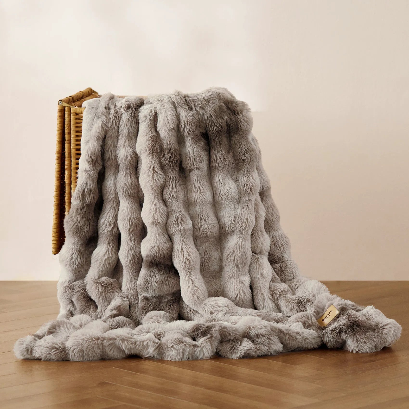 Faux Fur Bubble Blanket