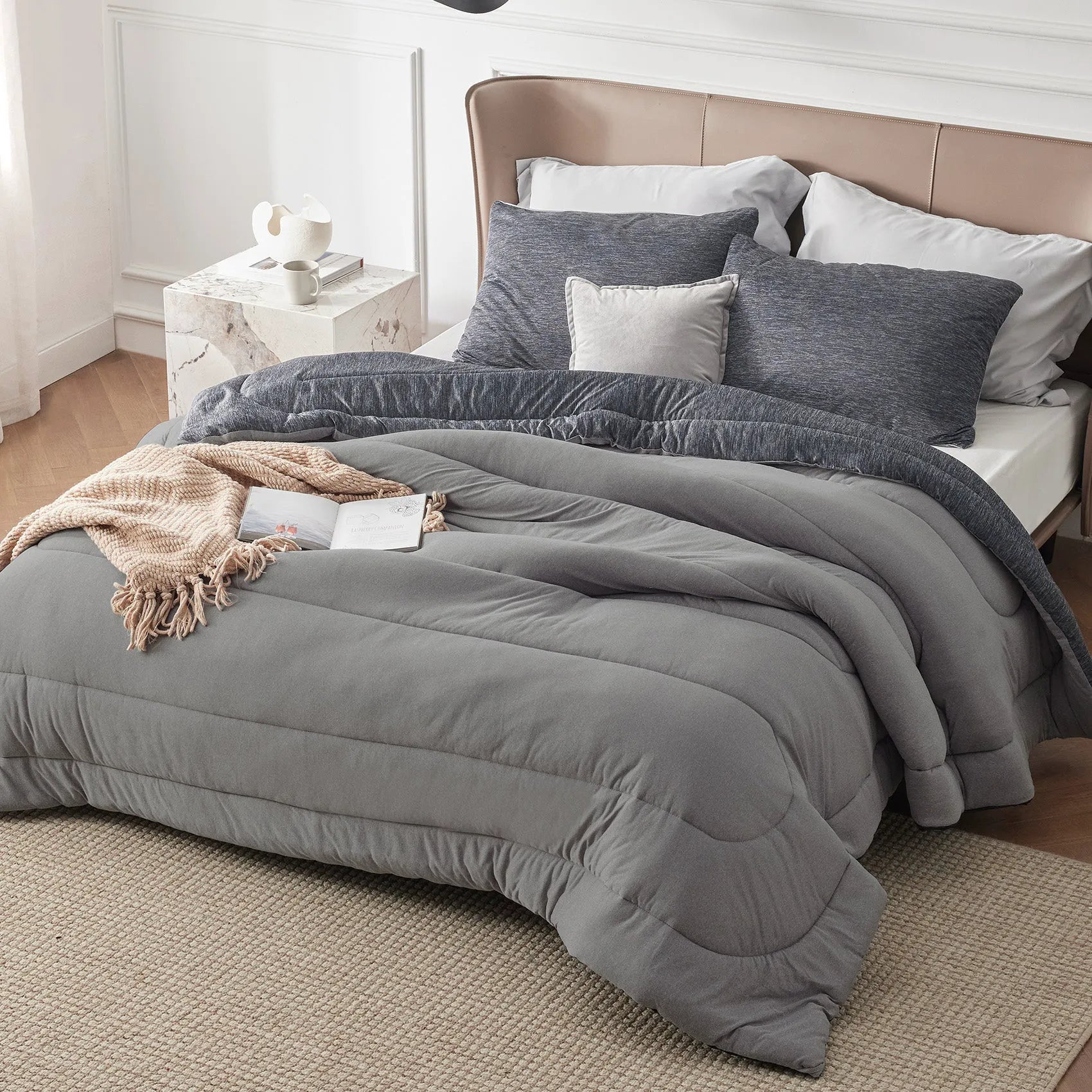 Reversible Warm & Cooling Comforter Set