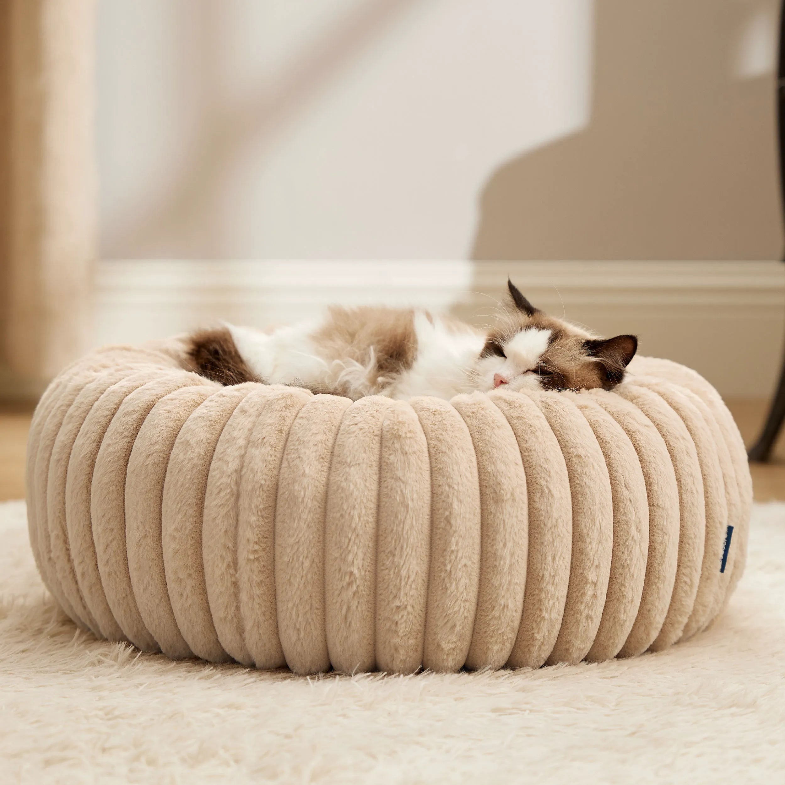 ComfyFleece™ Donut Dog Bed