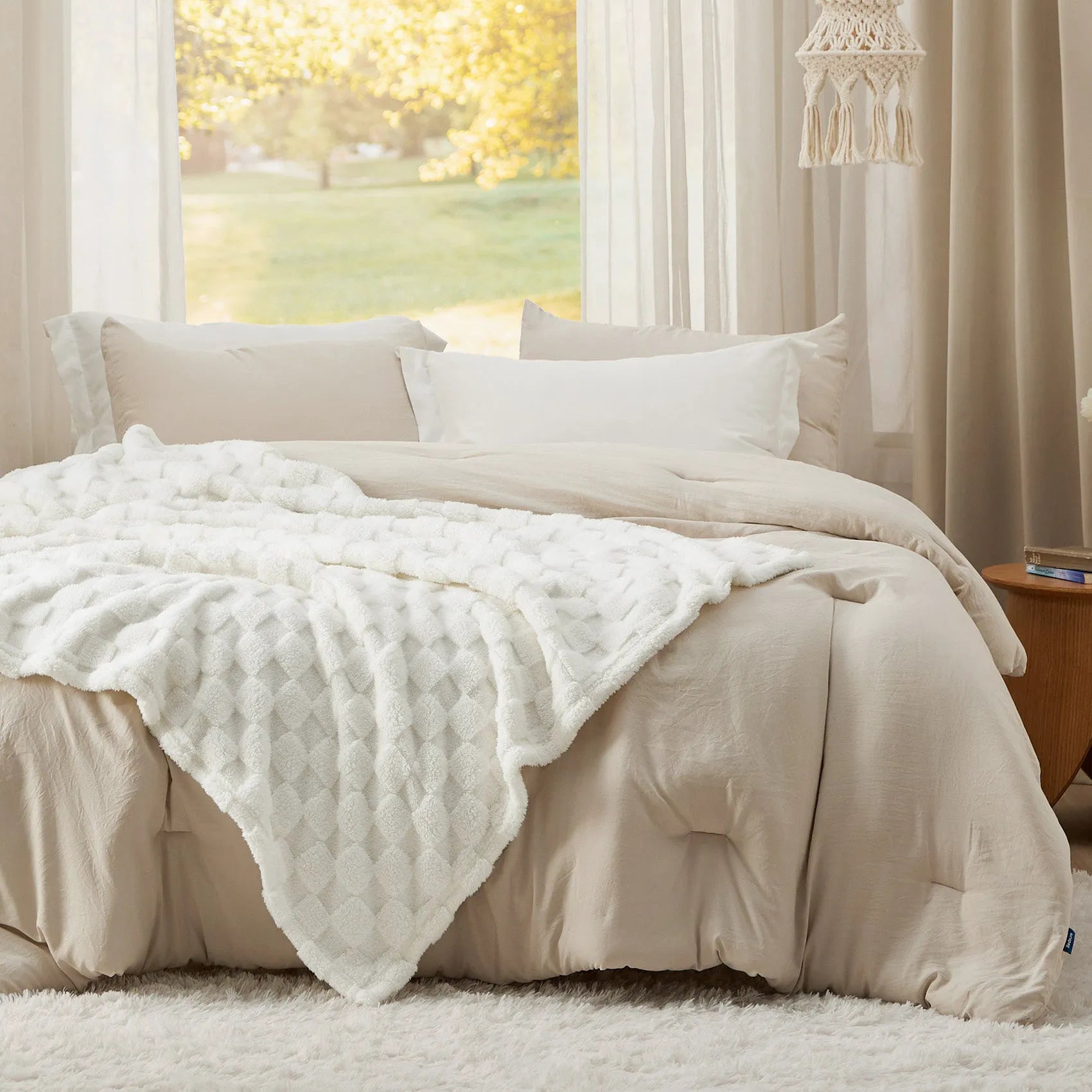 Jacquard Shaggy Sherpa Blanket