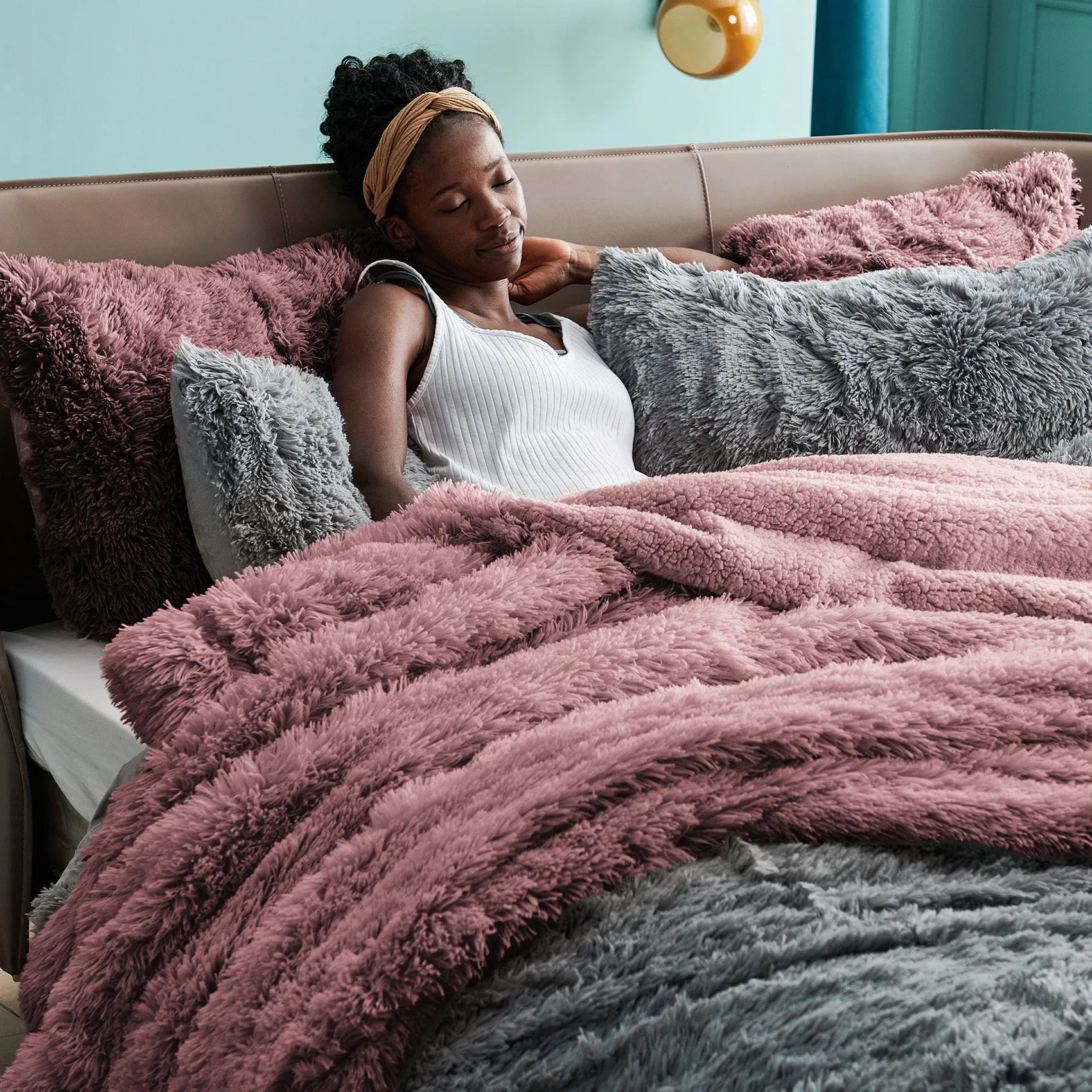 Fuzzy Faux Fur Throw Blanket