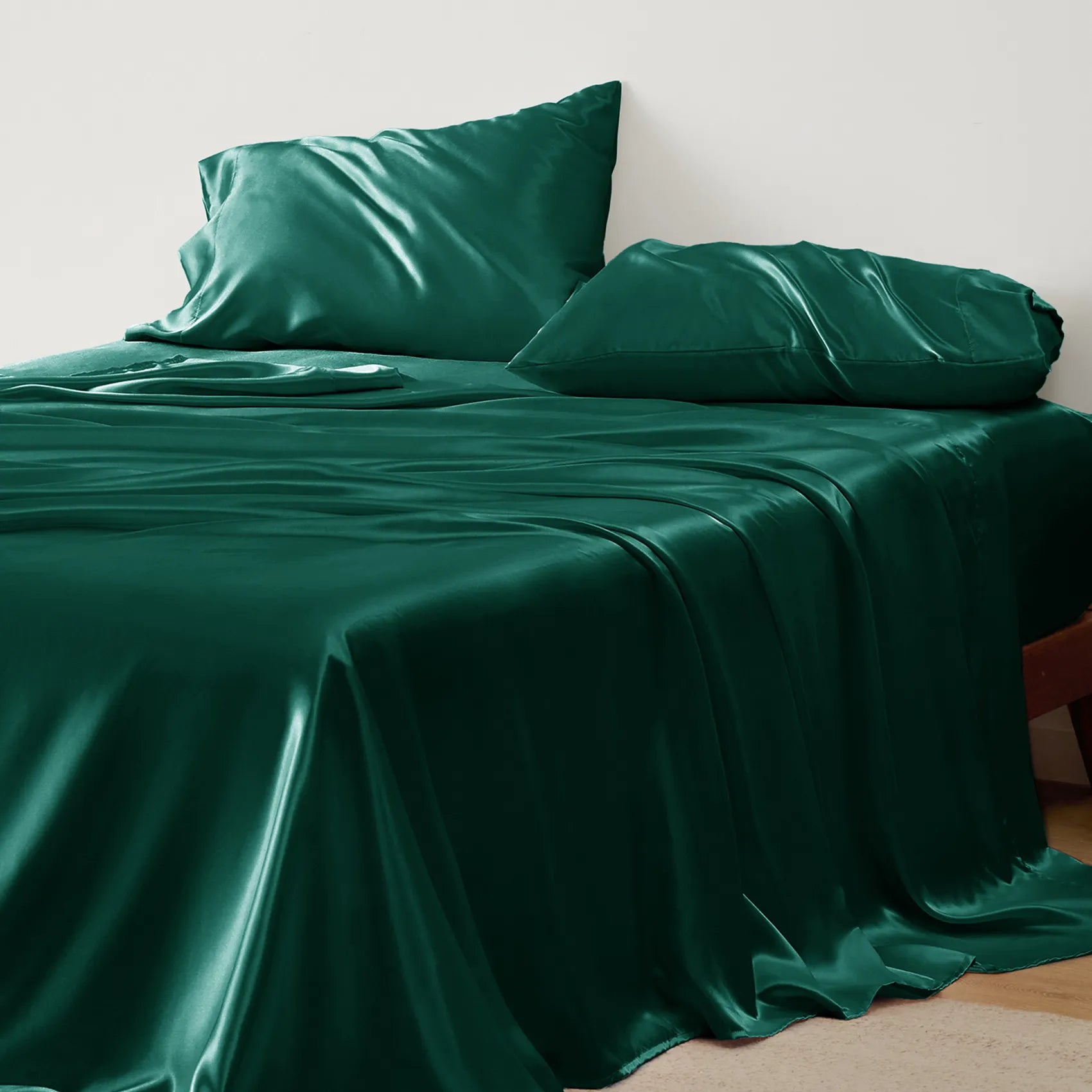 Luxurious Satin Sheet Set