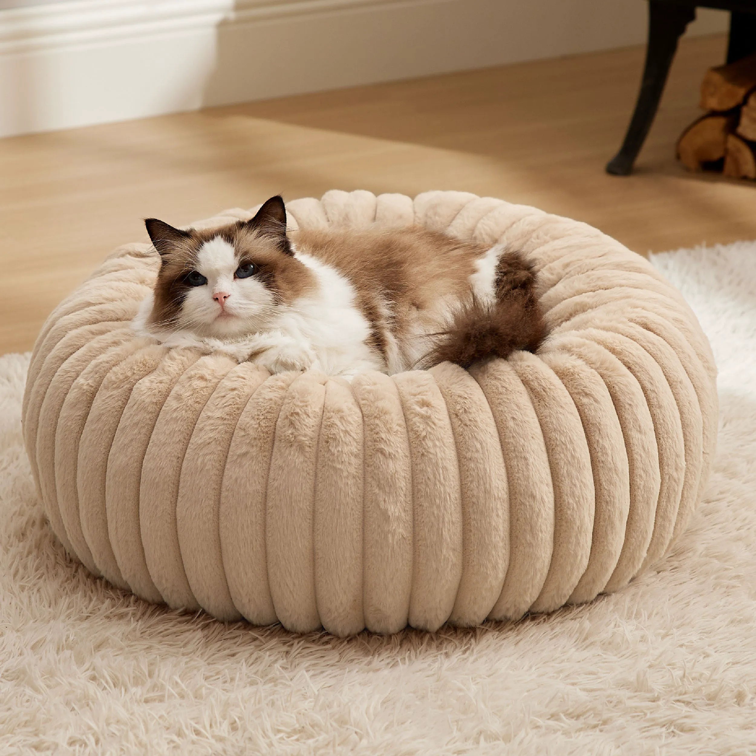 ComfyFleece™ Donut Dog Bed
