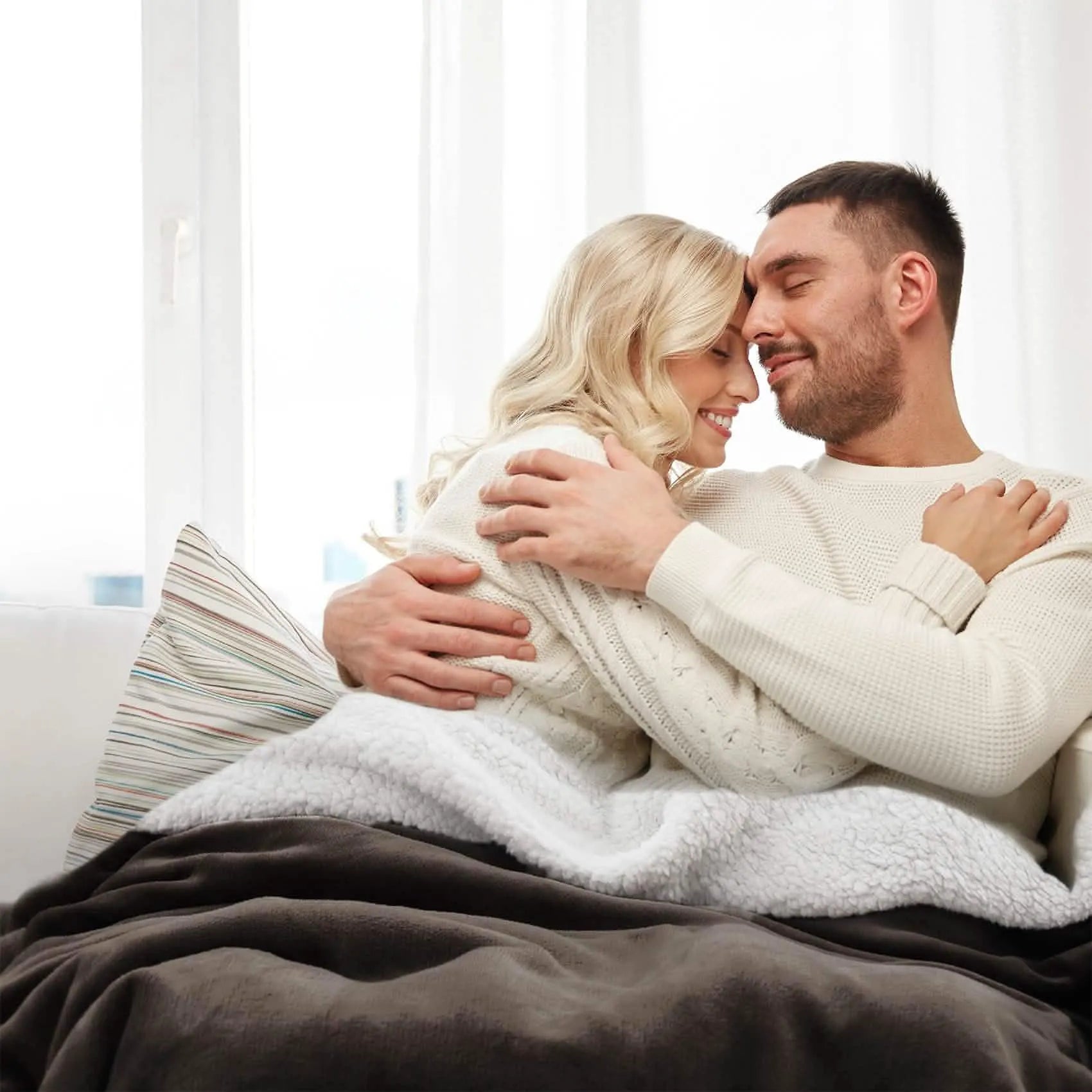 Cozy Sherpa Fleece Throw Blanket