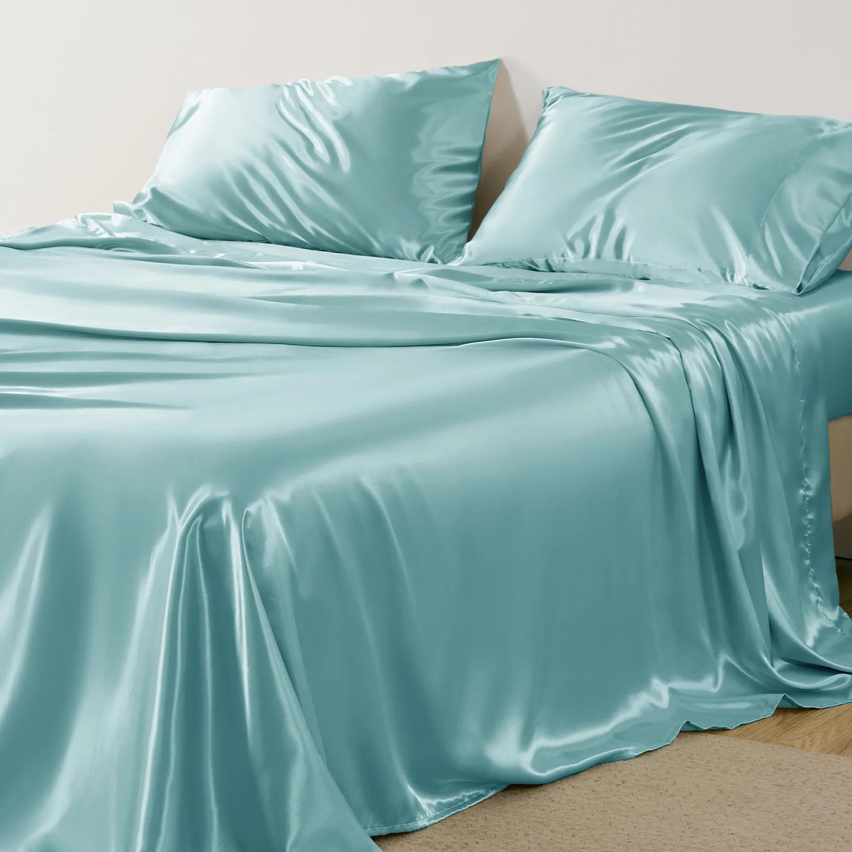 Luxurious Satin Sheet Set