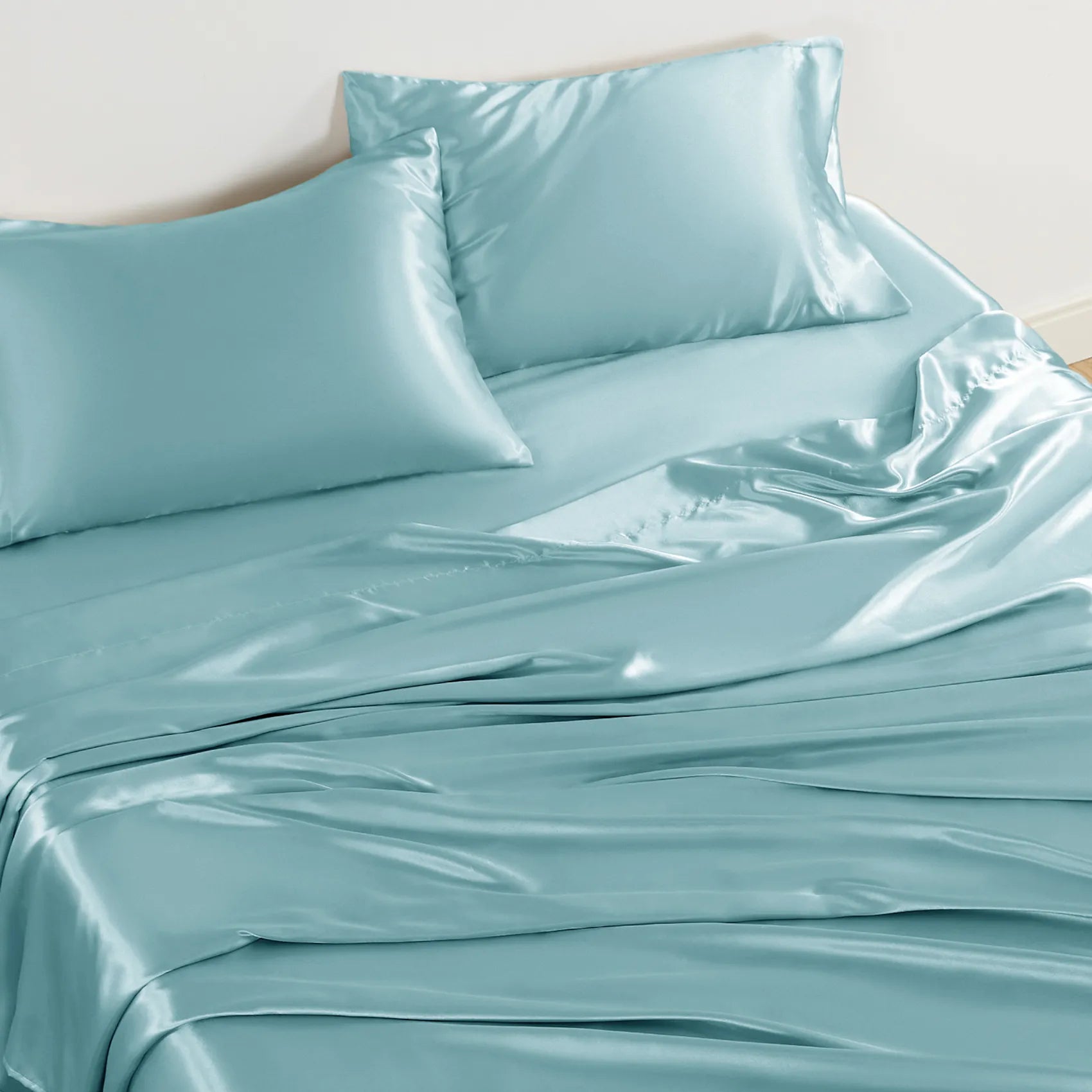 Luxurious Satin Sheet Set