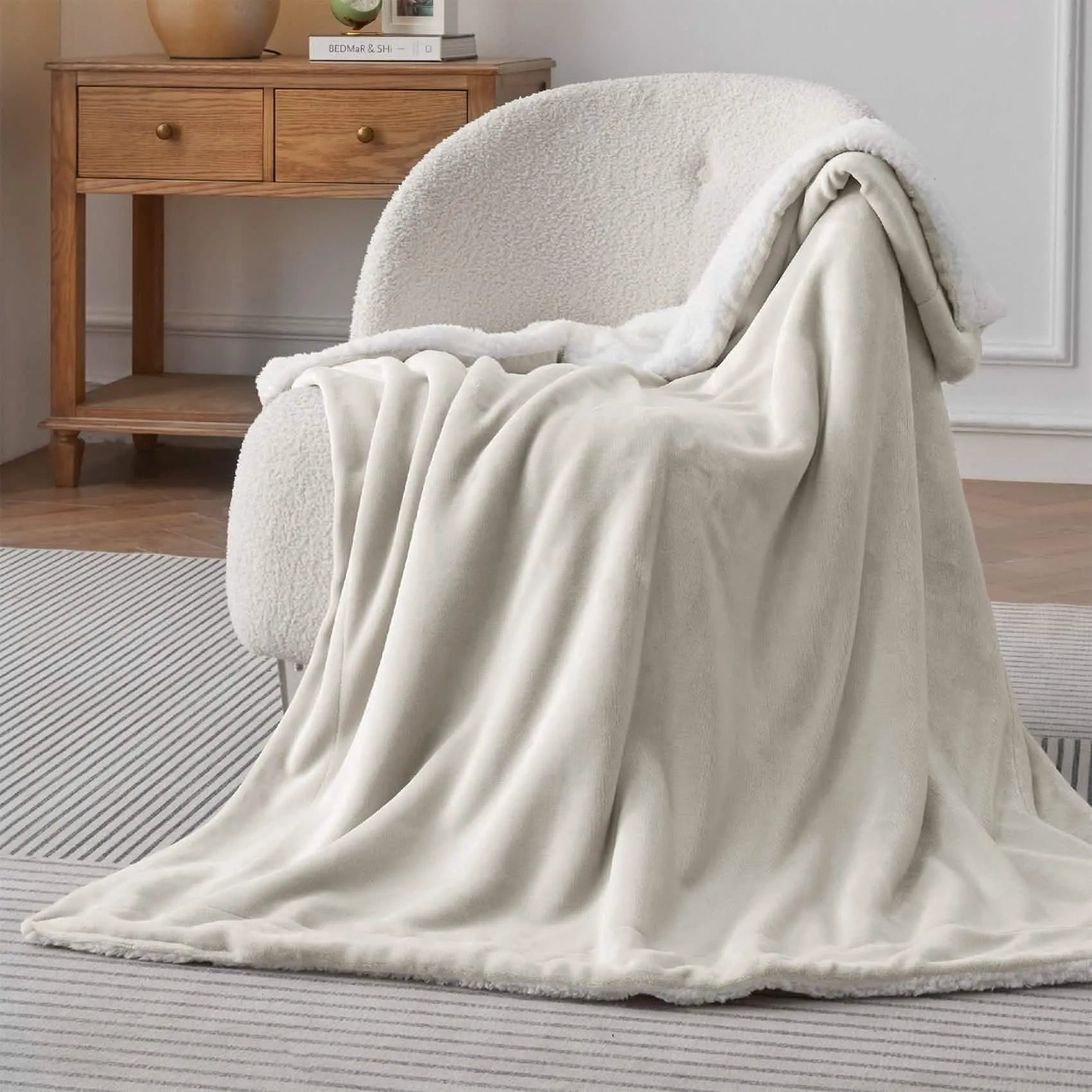 Cozy Sherpa Fleece Throw Blanket
