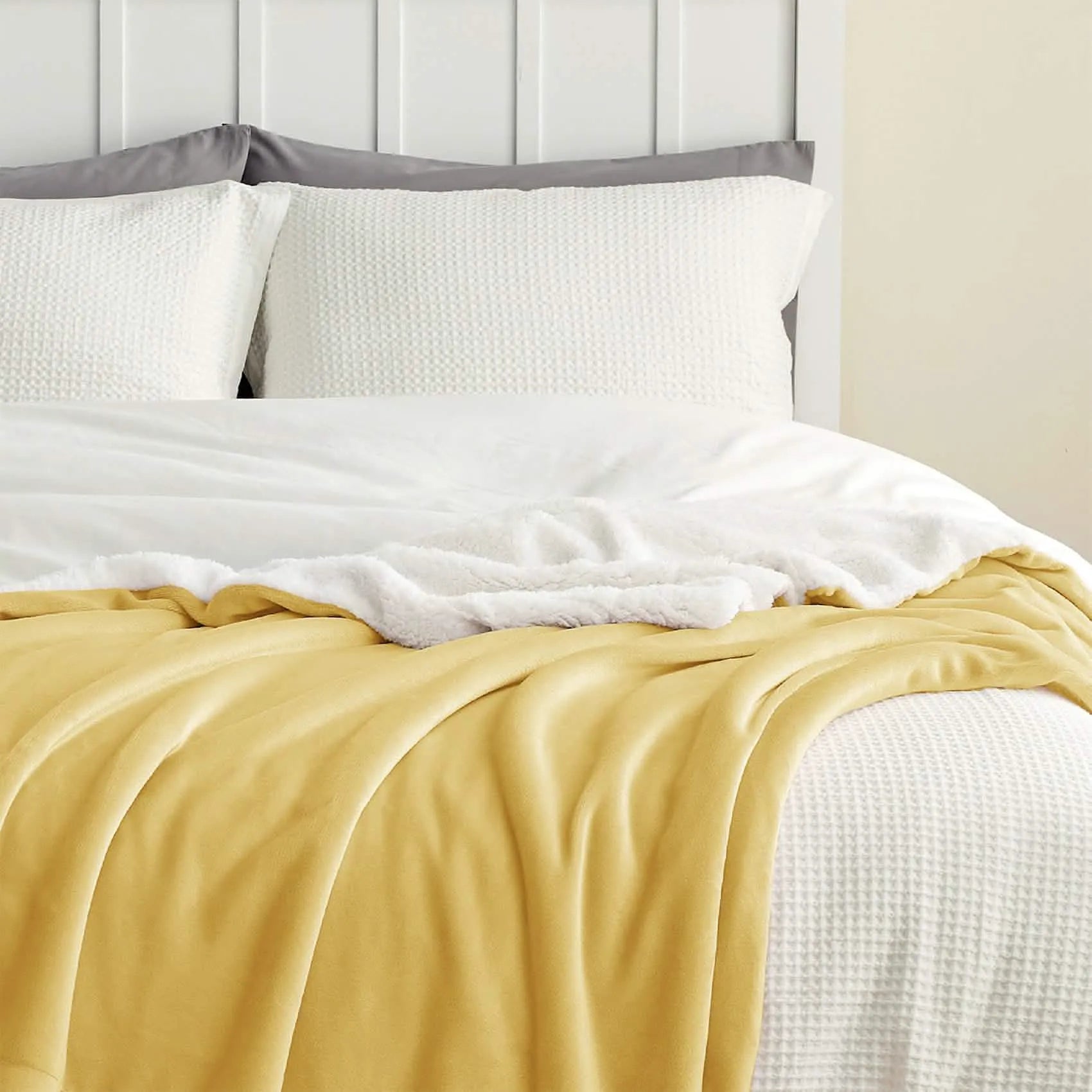 Cozy Sherpa Fleece Throw Blanket