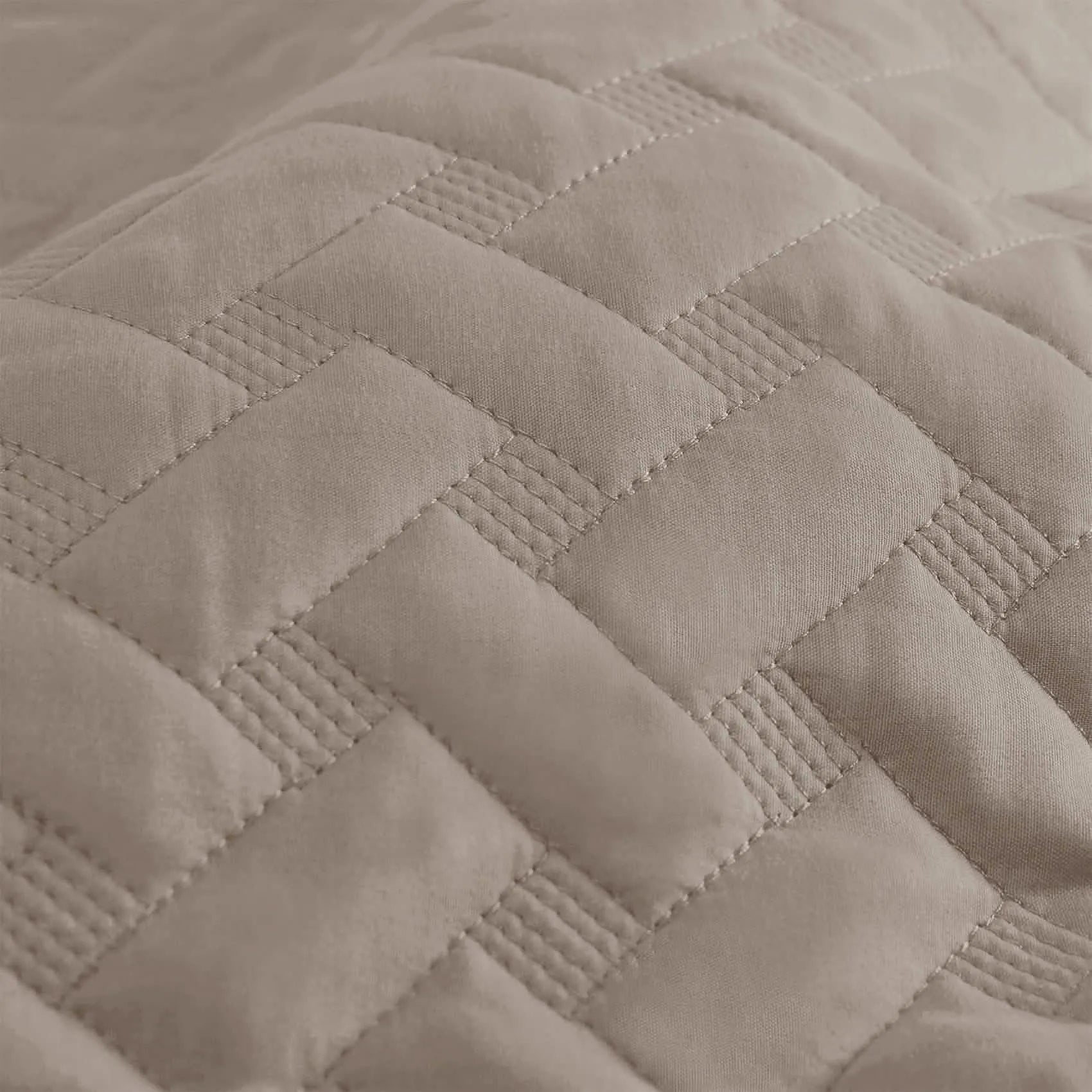 Basketweave Quilt Set