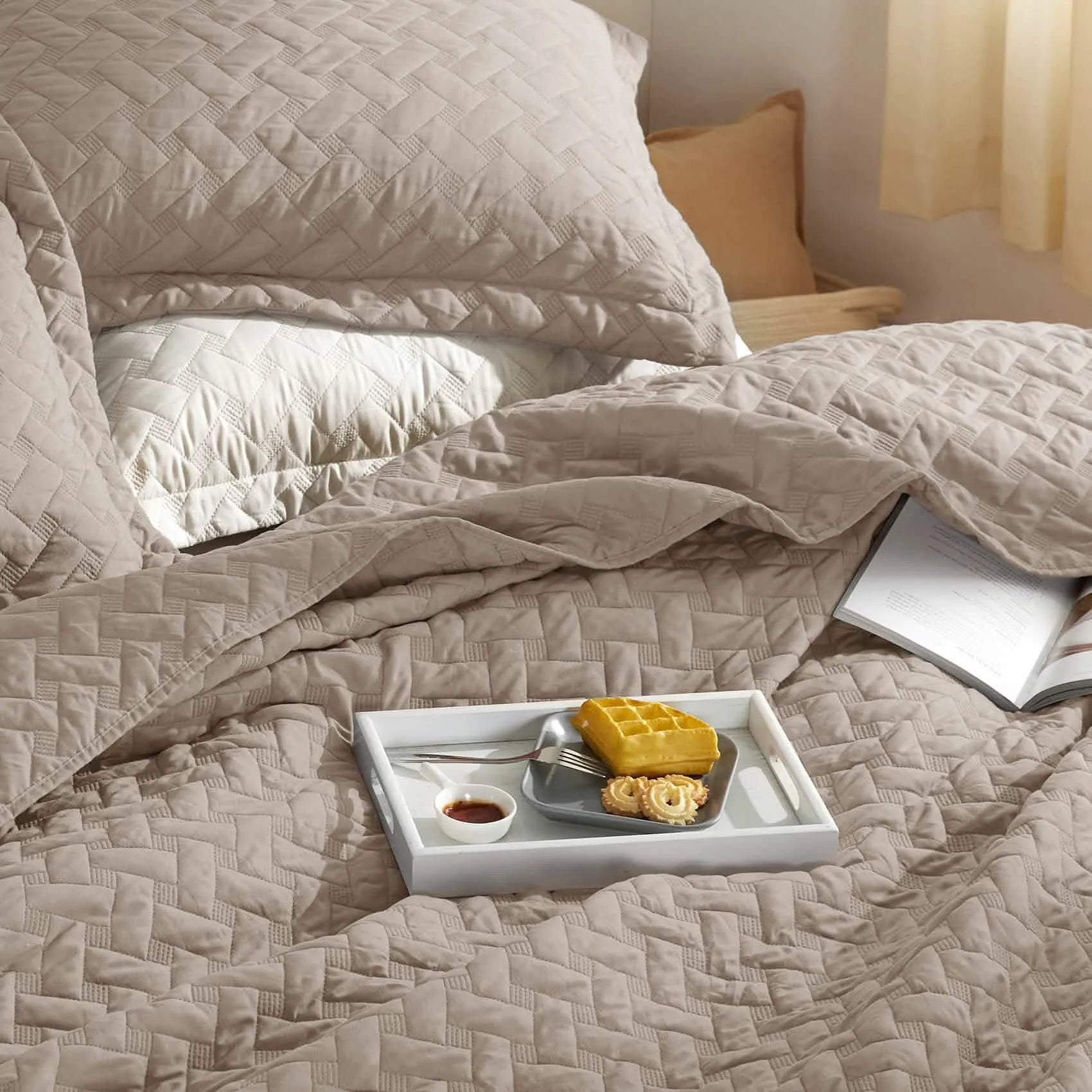 Basketweave Quilt Set