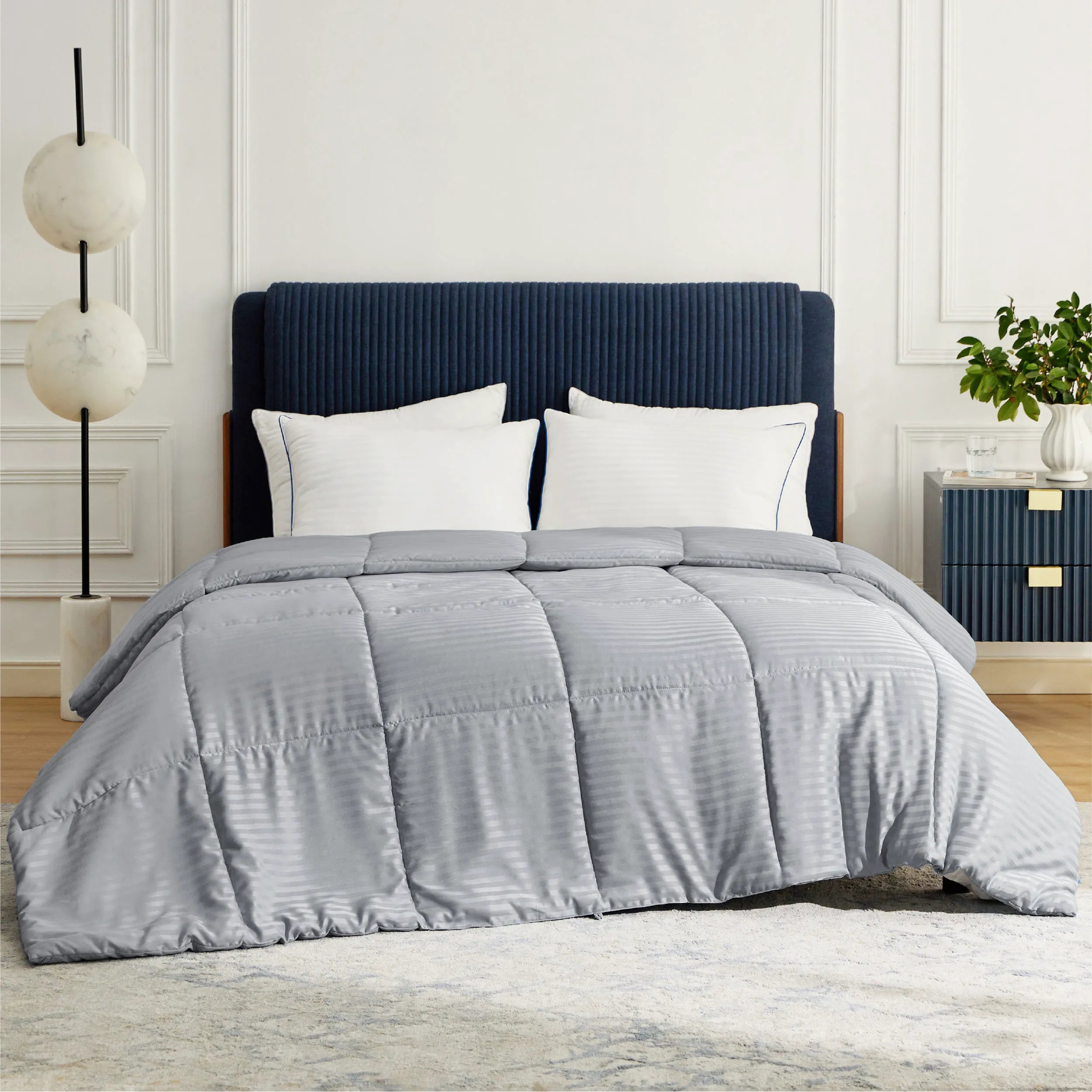 Lightweight Striped Quilt