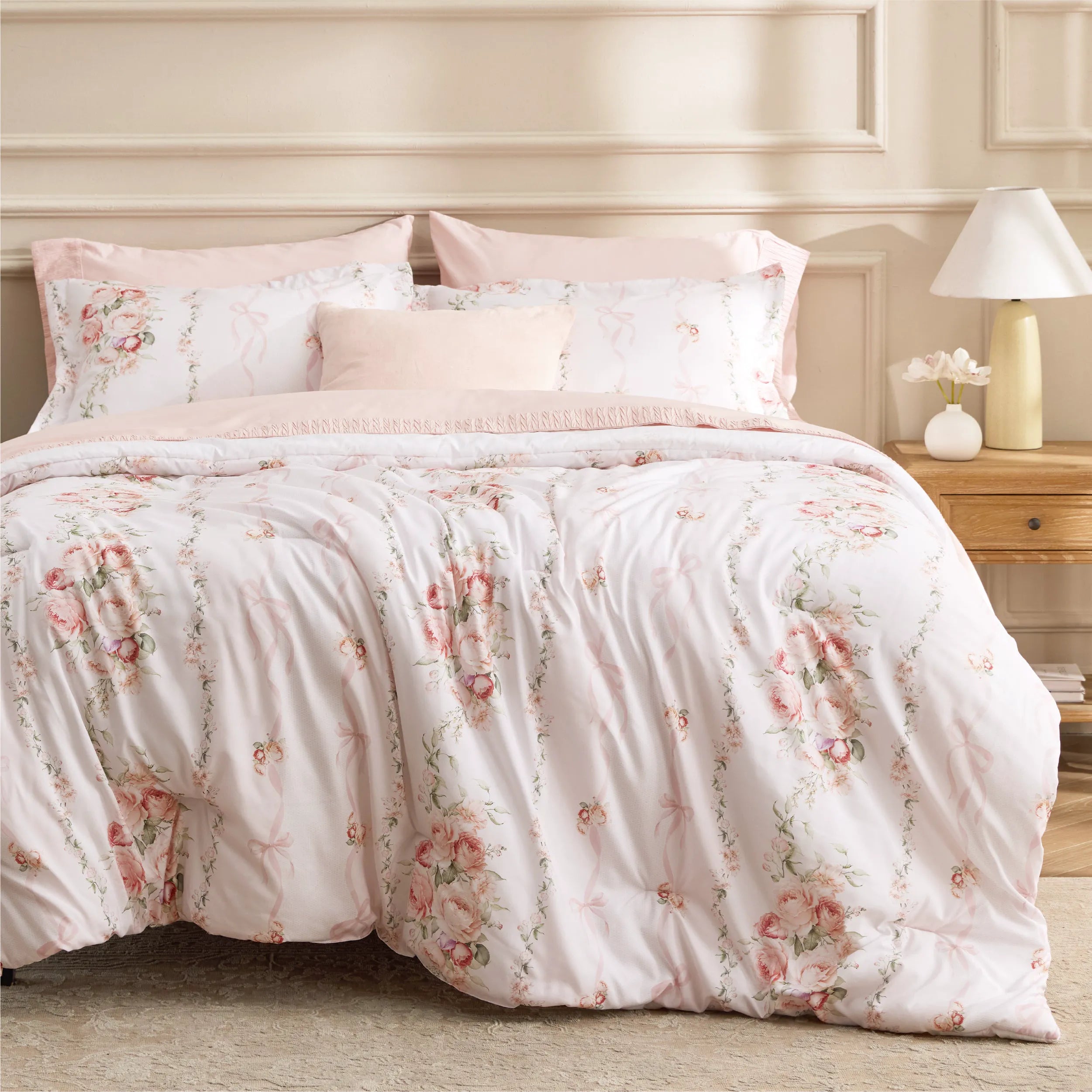 Vintage Botanical Comforter Set