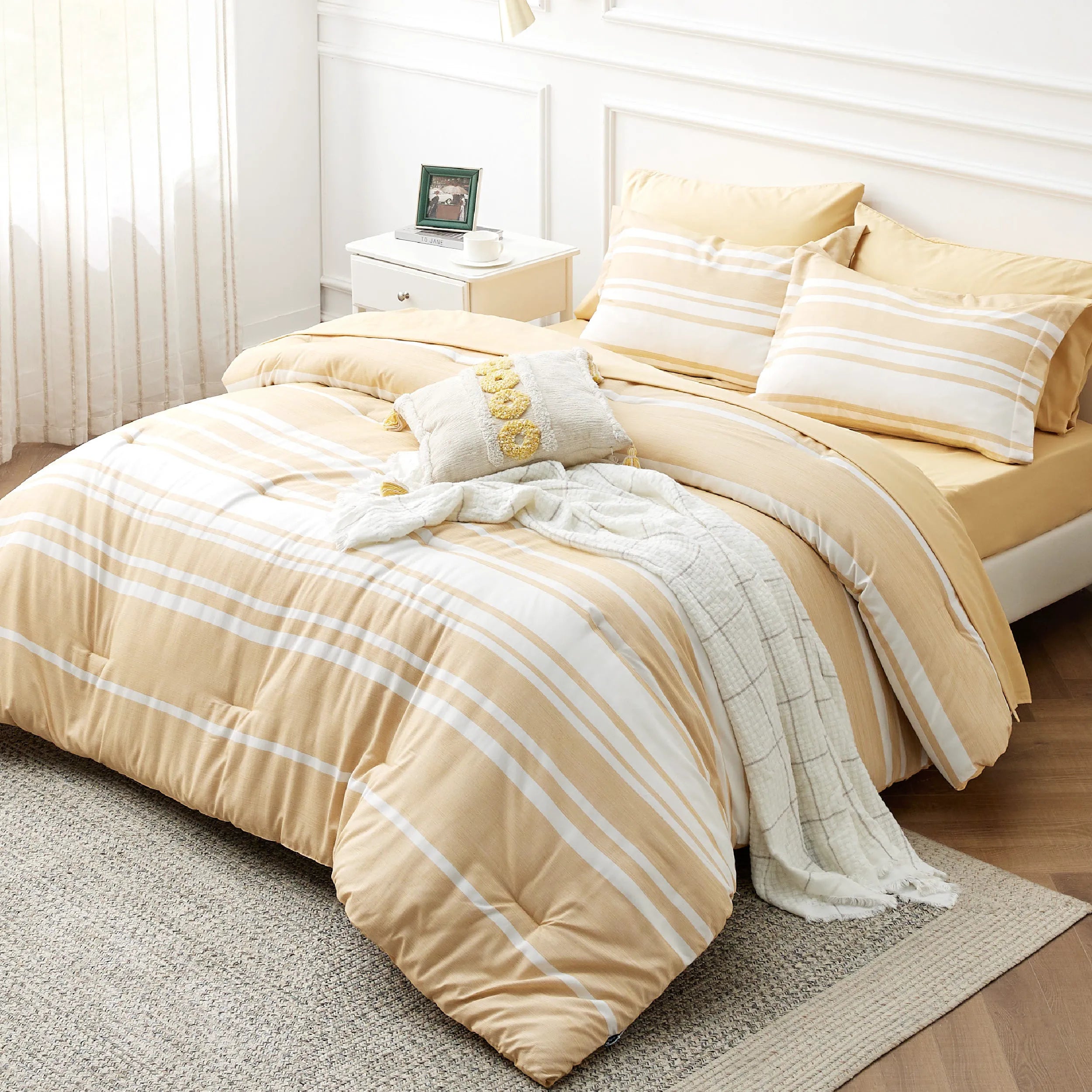 Reversible Cationic Dyed Bed-in-a-Bag