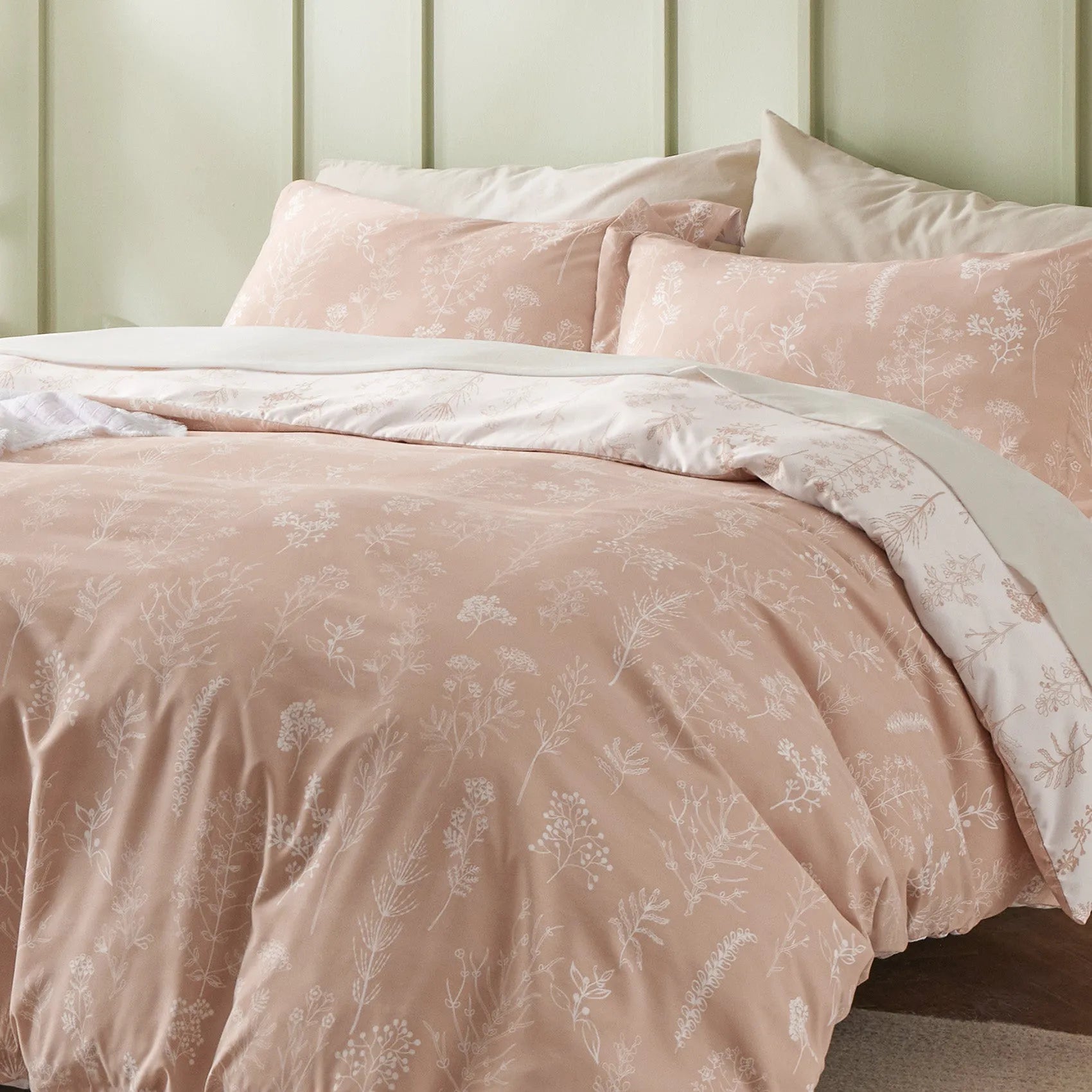 Reversible Floral Duvet Cover Set