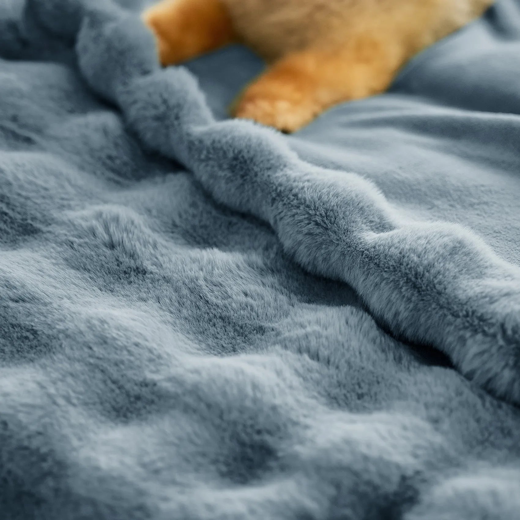 Faux Fur Bubble Blanket