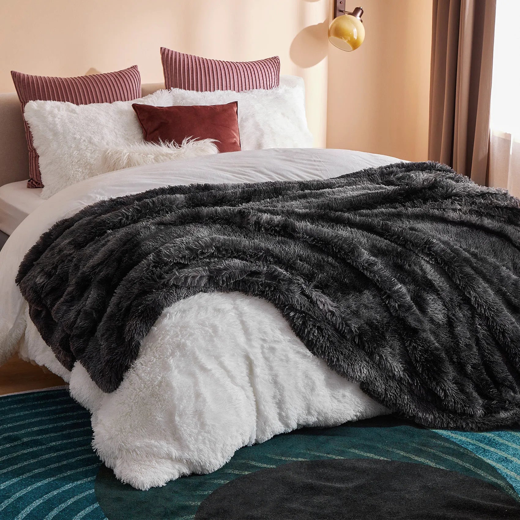 Fuzzy Faux Fur Throw Blanket