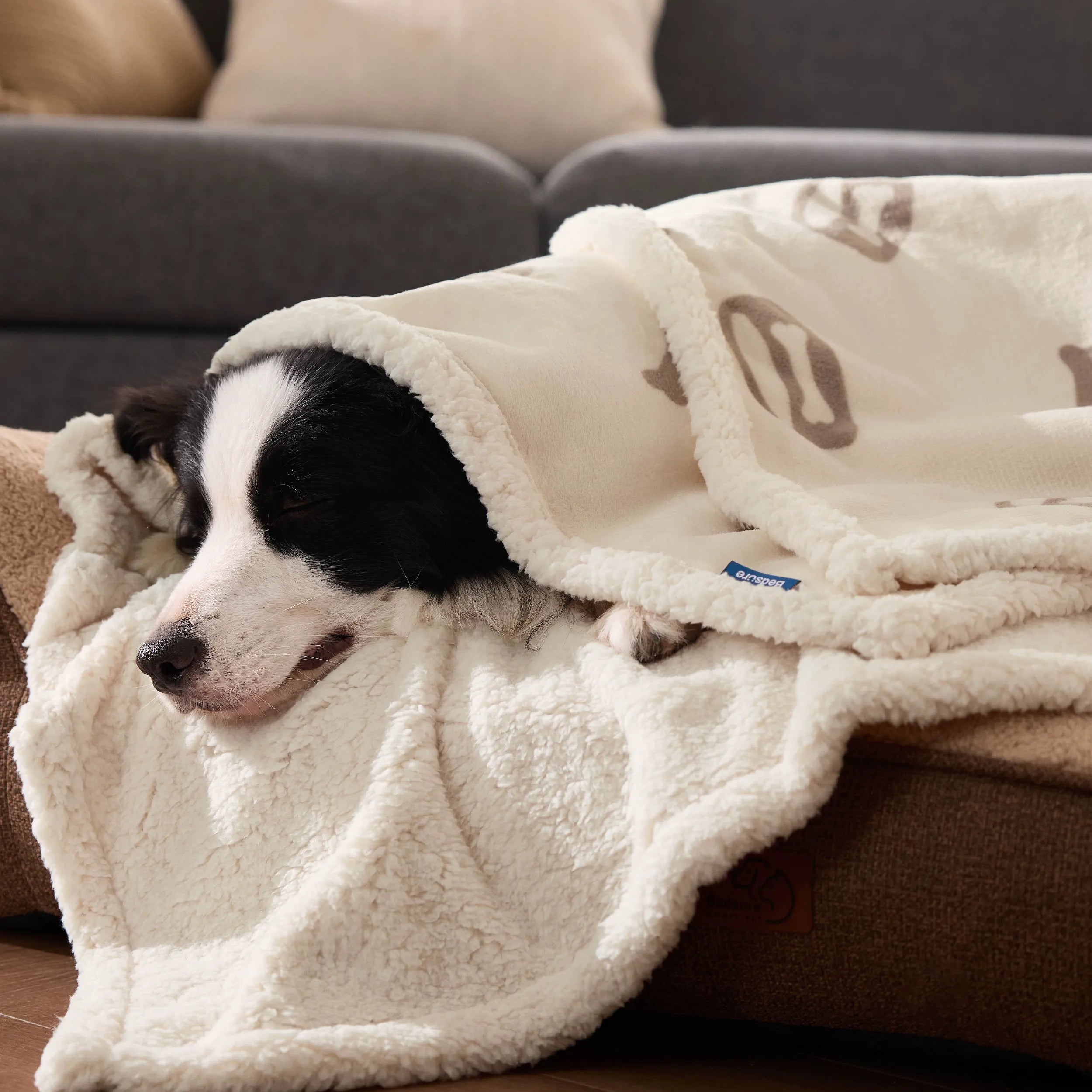 Reversible Waterproof Sherpa Blanket
