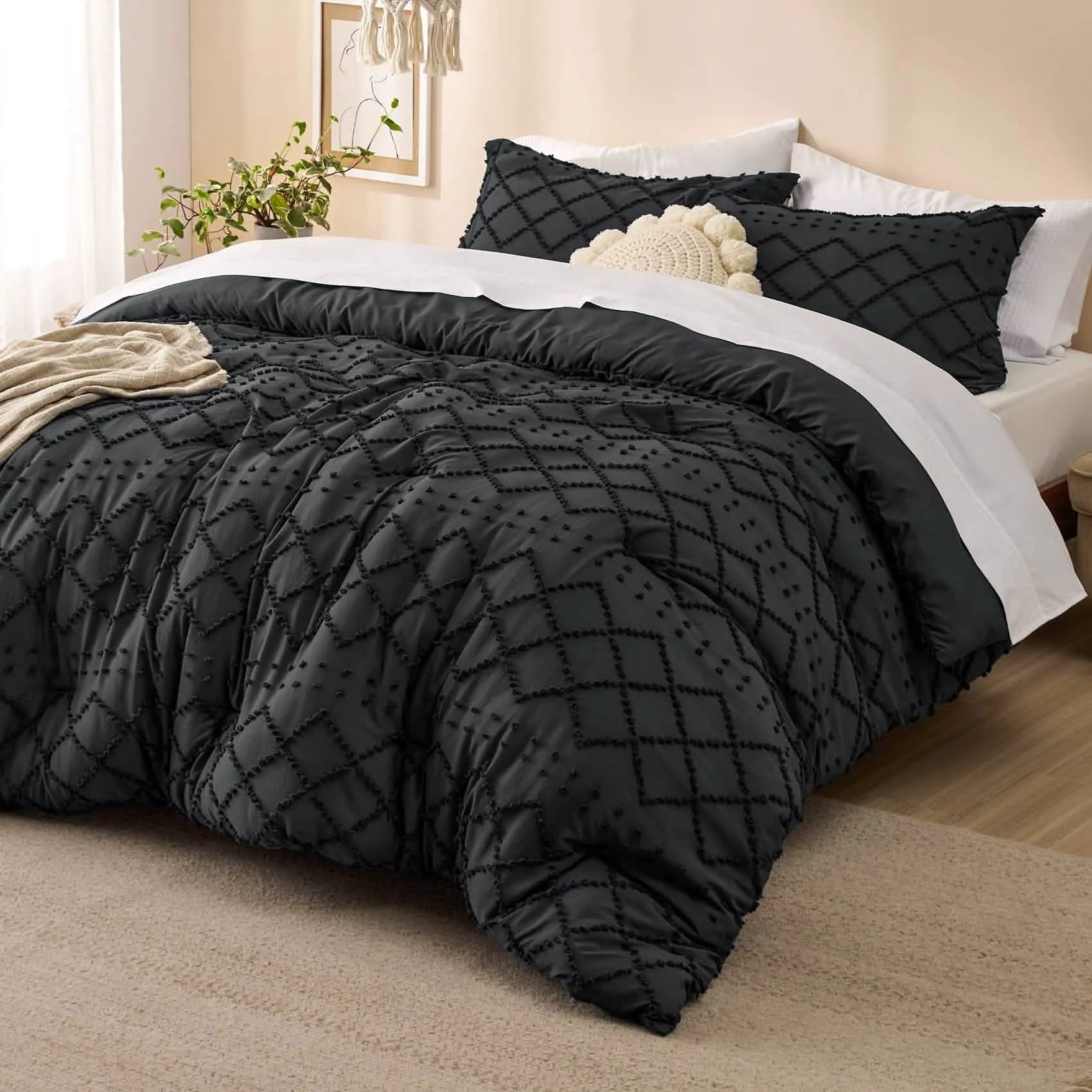 Tufted Embroidery Comforter Set