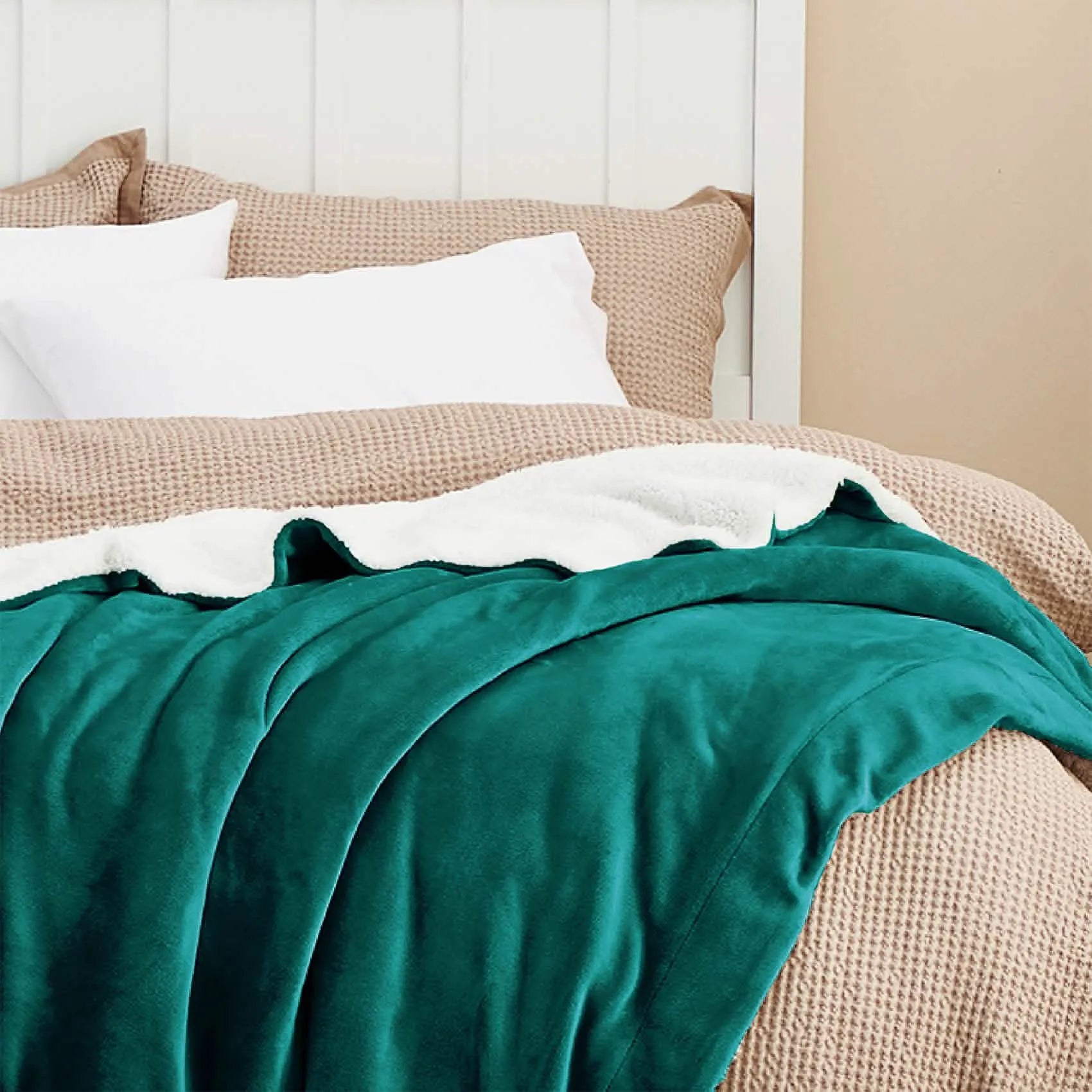 Cozy Sherpa Fleece Throw Blanket