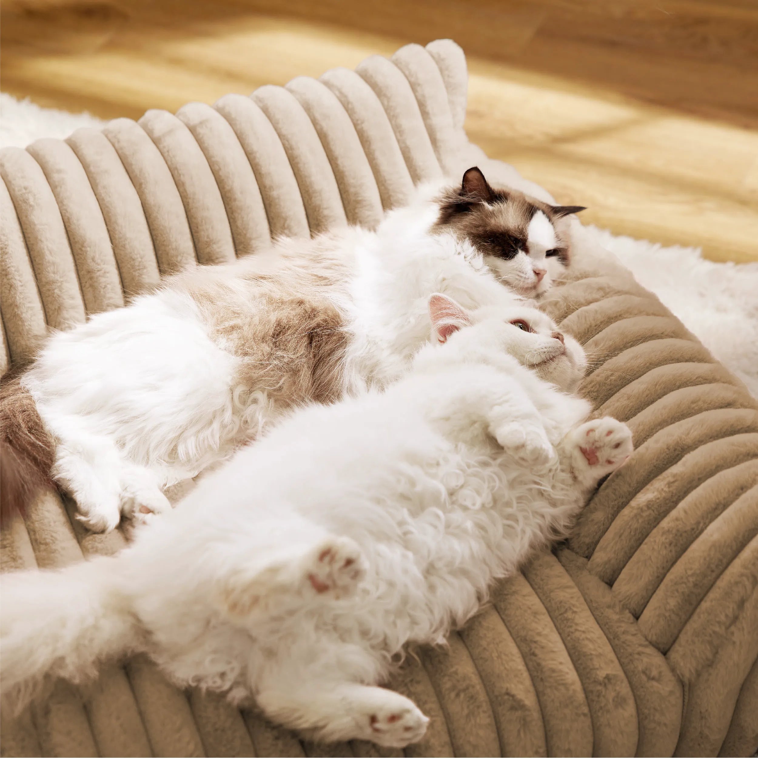 ComfyFleece™ Pet Couch