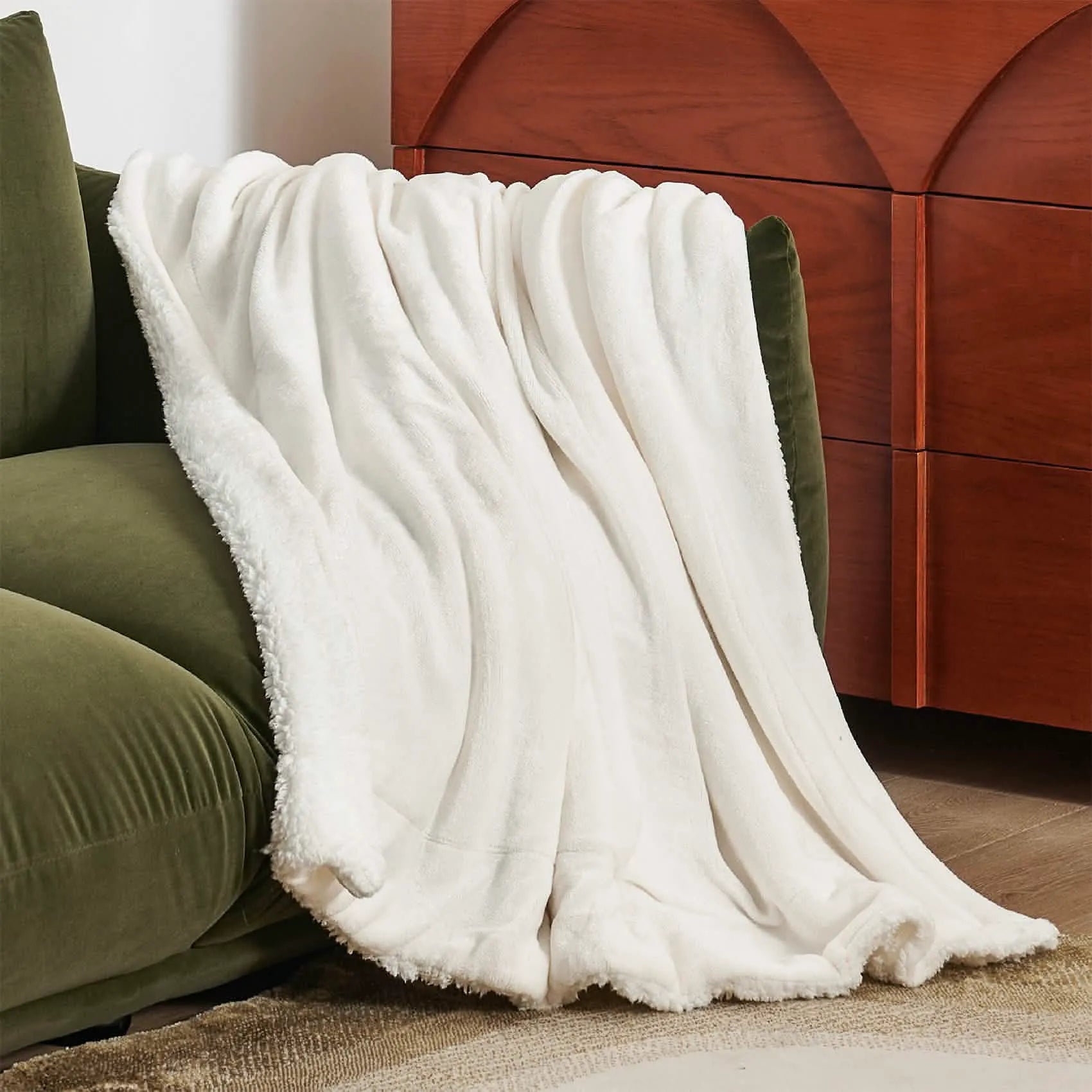Cozy Sherpa Fleece Throw Blanket