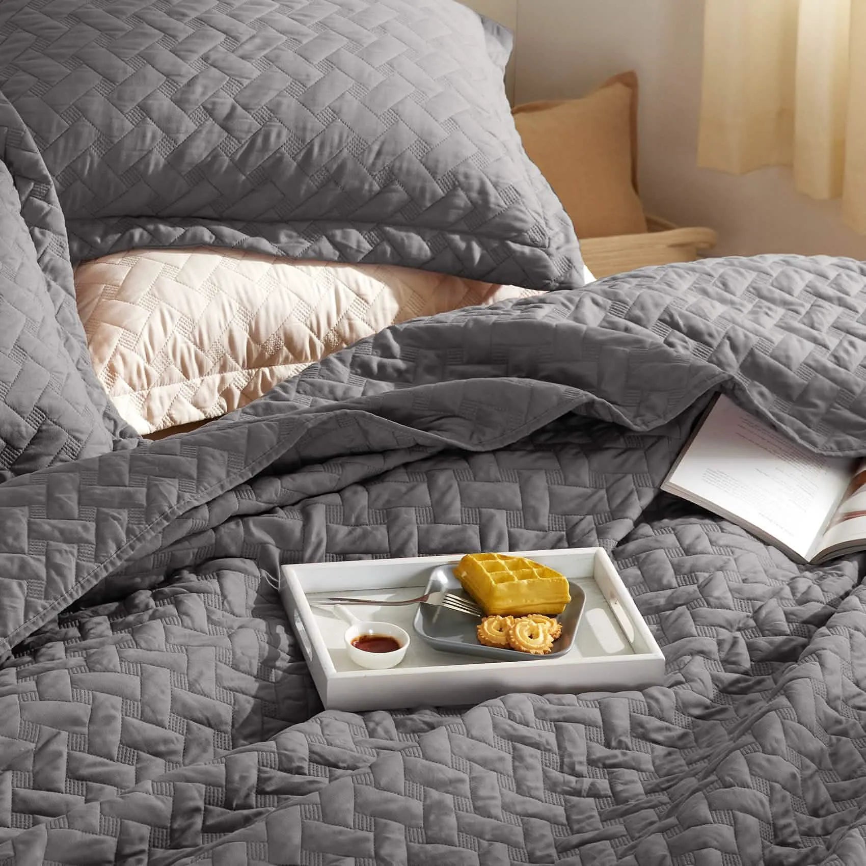 Basketweave Quilt Set