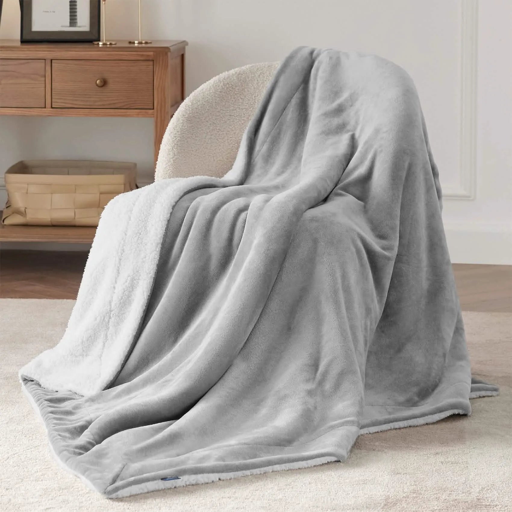 Cozy Sherpa Fleece Throw Blanket