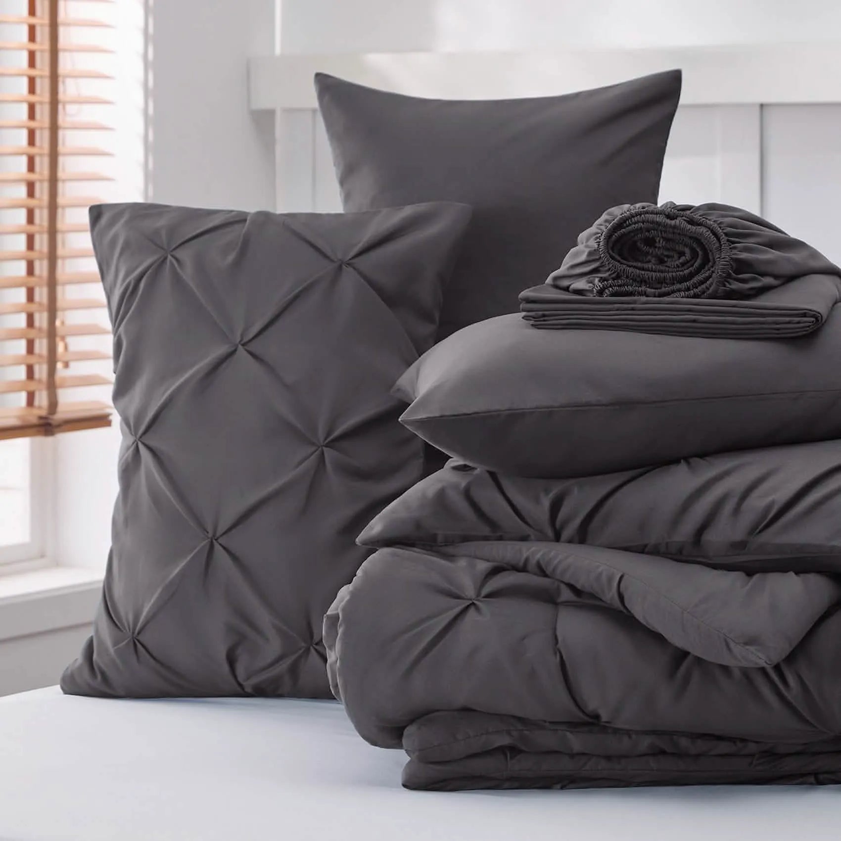 Pintuck Bedding Set
